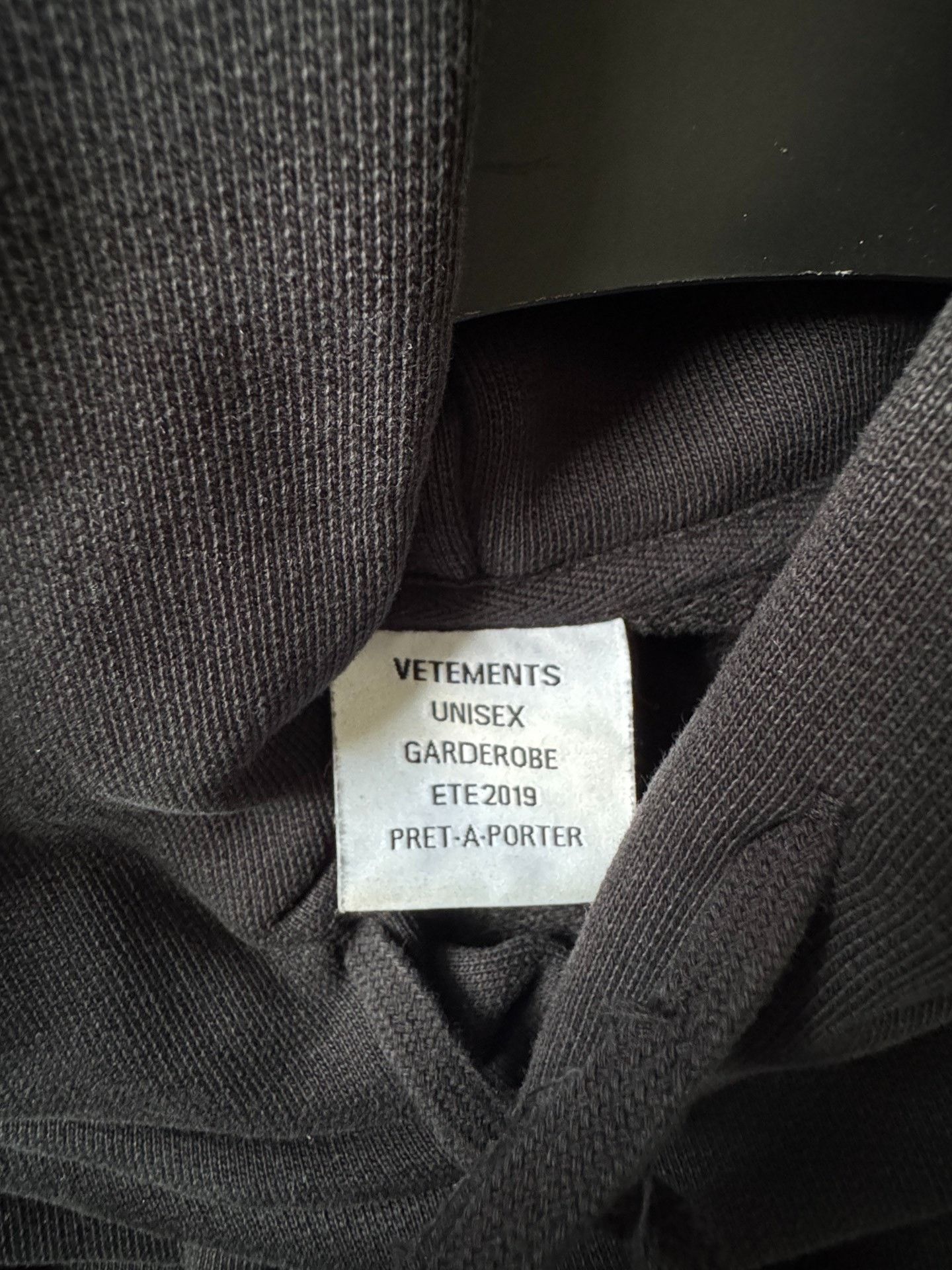Vetements Vetements Hoodie S Men Size US S / EU 44-46 / 1 - 4 Thumbnail