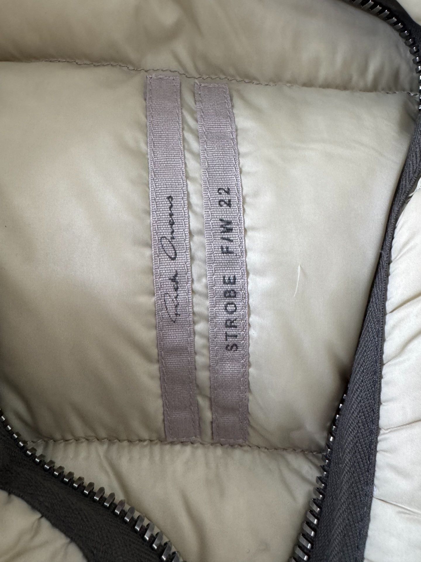 Rick Owens Rick Owens Down Shark Beige Heavy Coat 38 Men Size US S / EU 44-46 / 1 - 5 Thumbnail