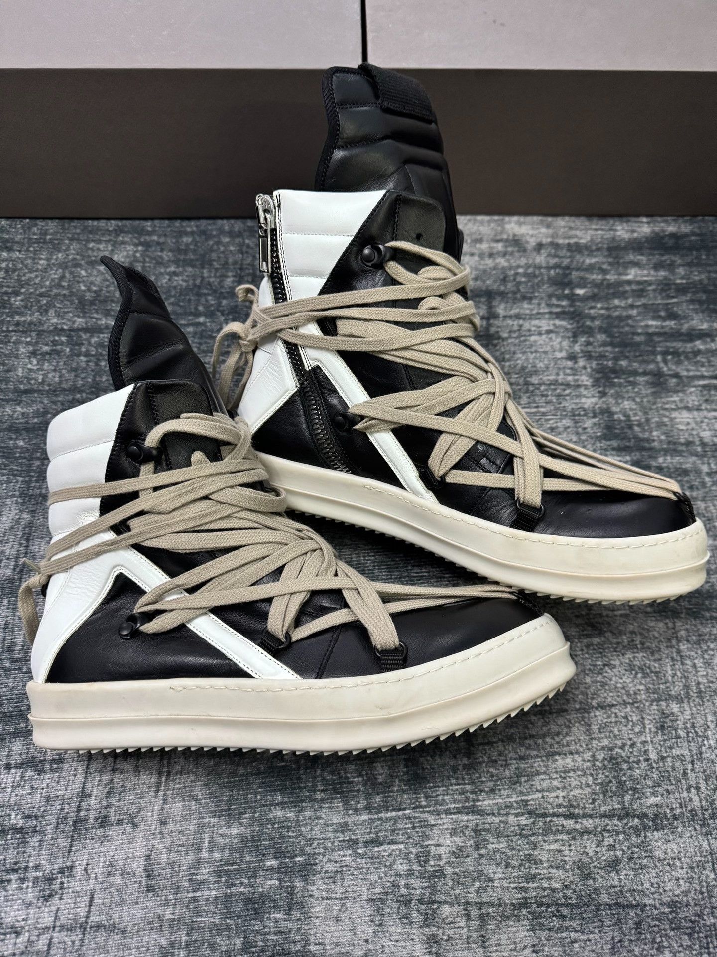 Rick Owens Rick Owens Yellow Hitop Sneakers 42 Men Size US 9 / EU 42 - 3 Thumbnail