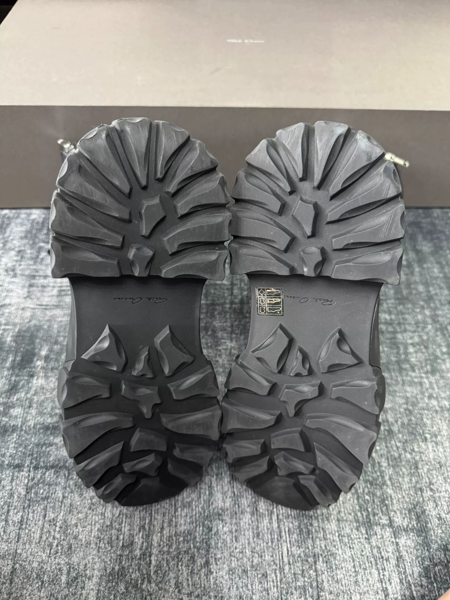 Rick Owens Rick Owens Boots 39 Women Size US 8.5 / IT 38.5 - 7 Thumbnail