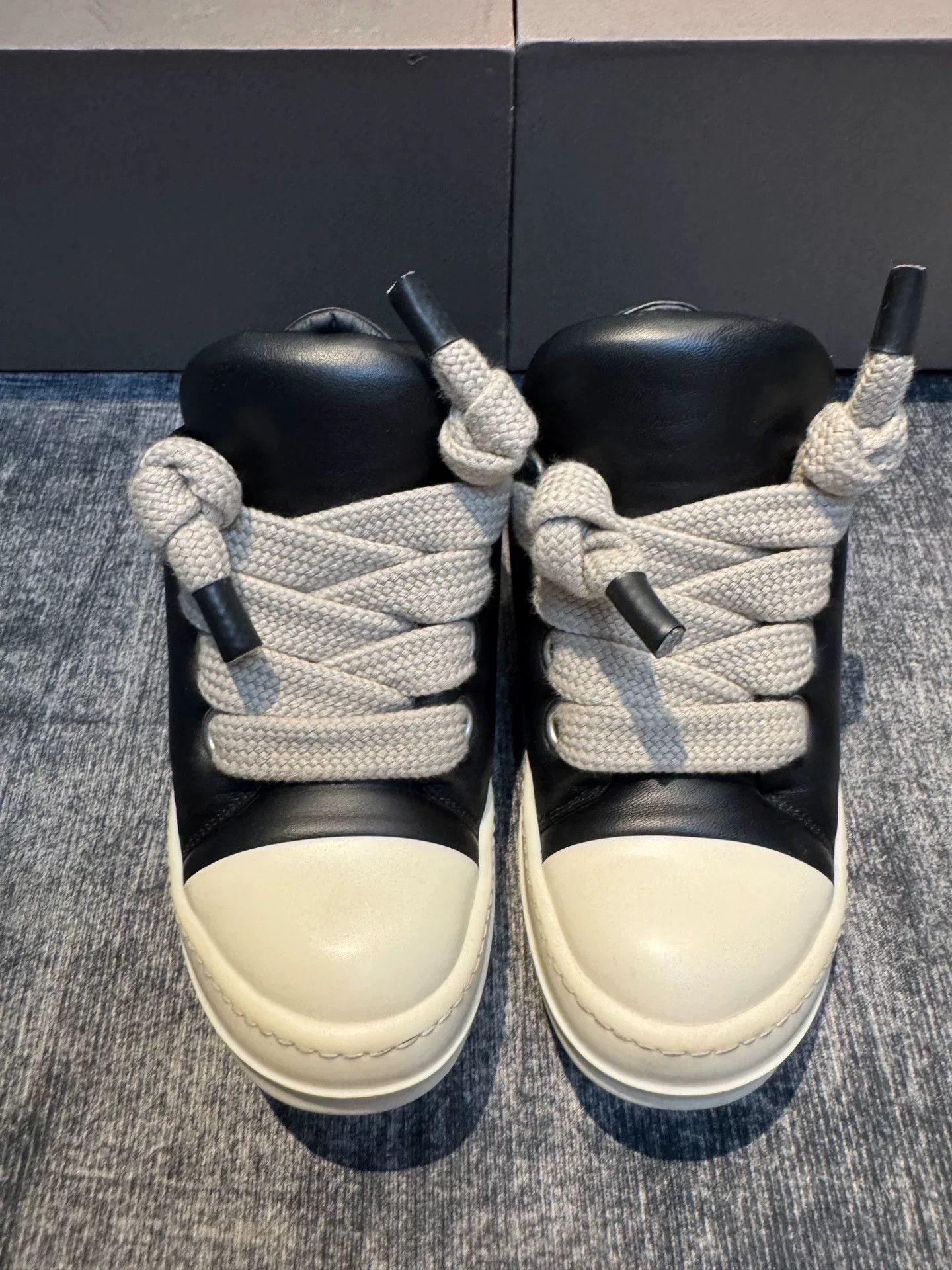 Rick Owens Rick Owens Black Lowtop Sneakers 37 Women Size US 6.5 / IT 36.5 - 3 Thumbnail