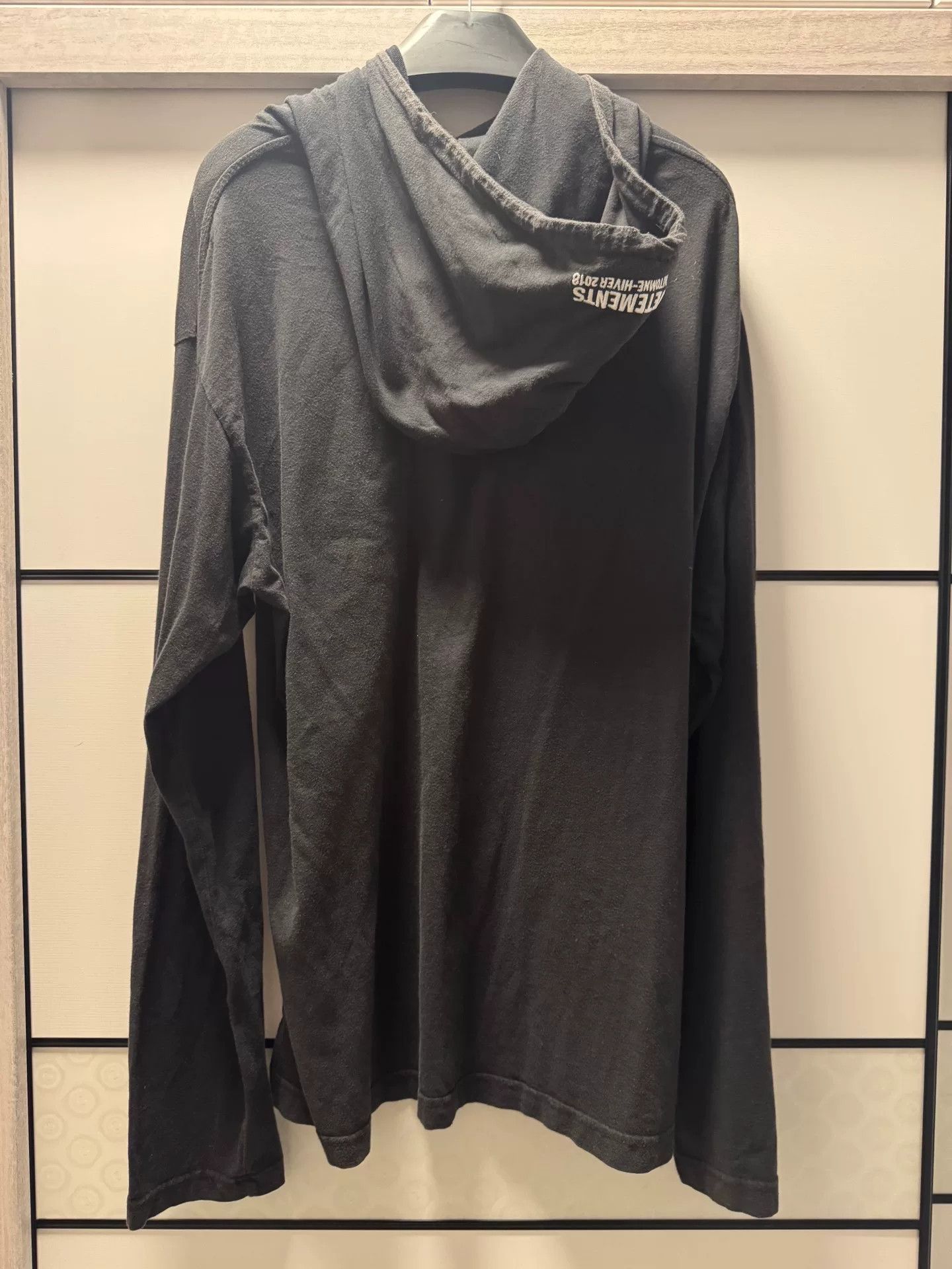 Vetements Vetements Hoodie S Men Size US S / EU 44-46 / 1 - 3 Thumbnail