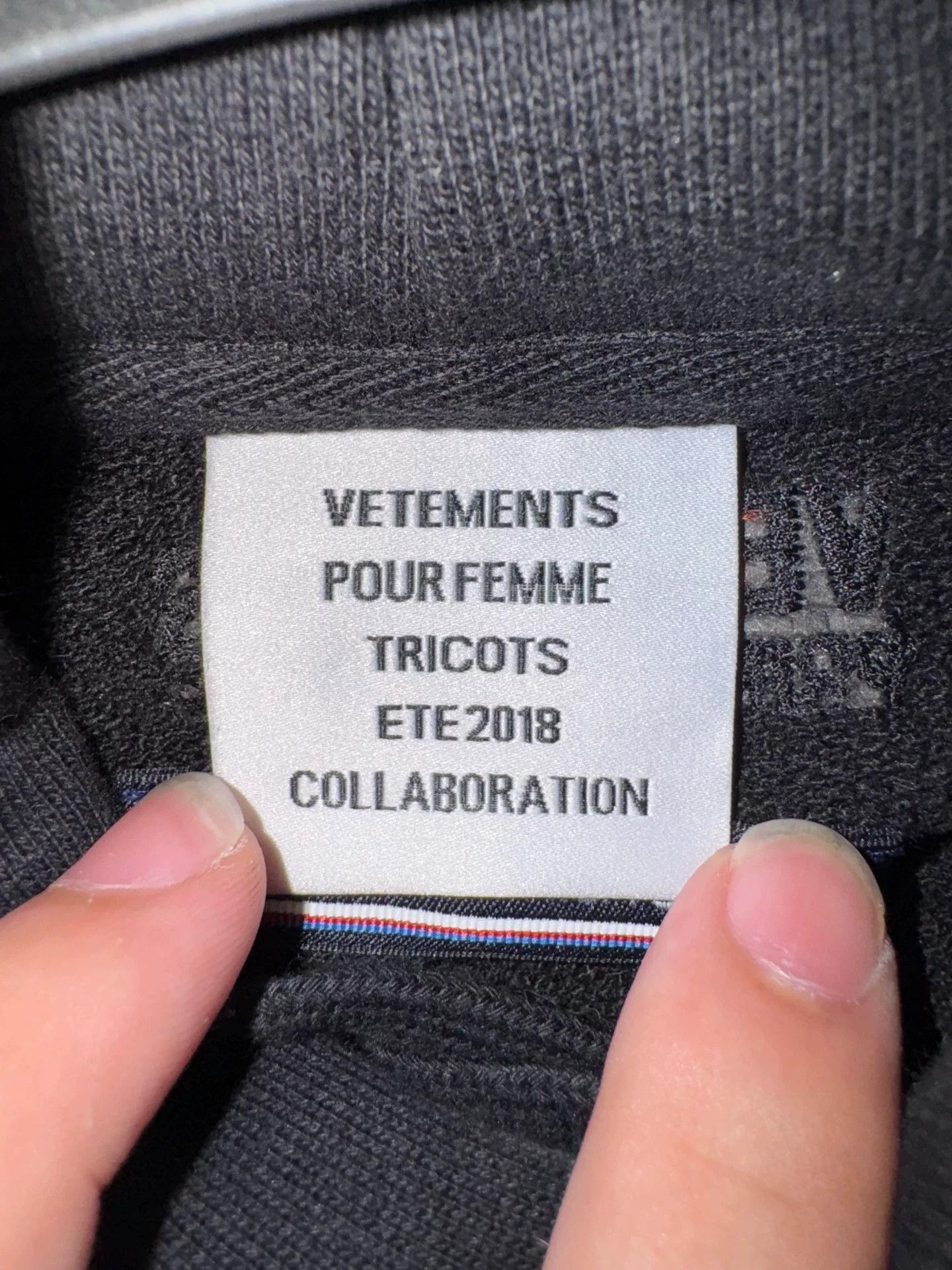 Vetements Vetements Embroidered Hoodie XS Men Size US XS / EU 42 / 0 - 4 Thumbnail