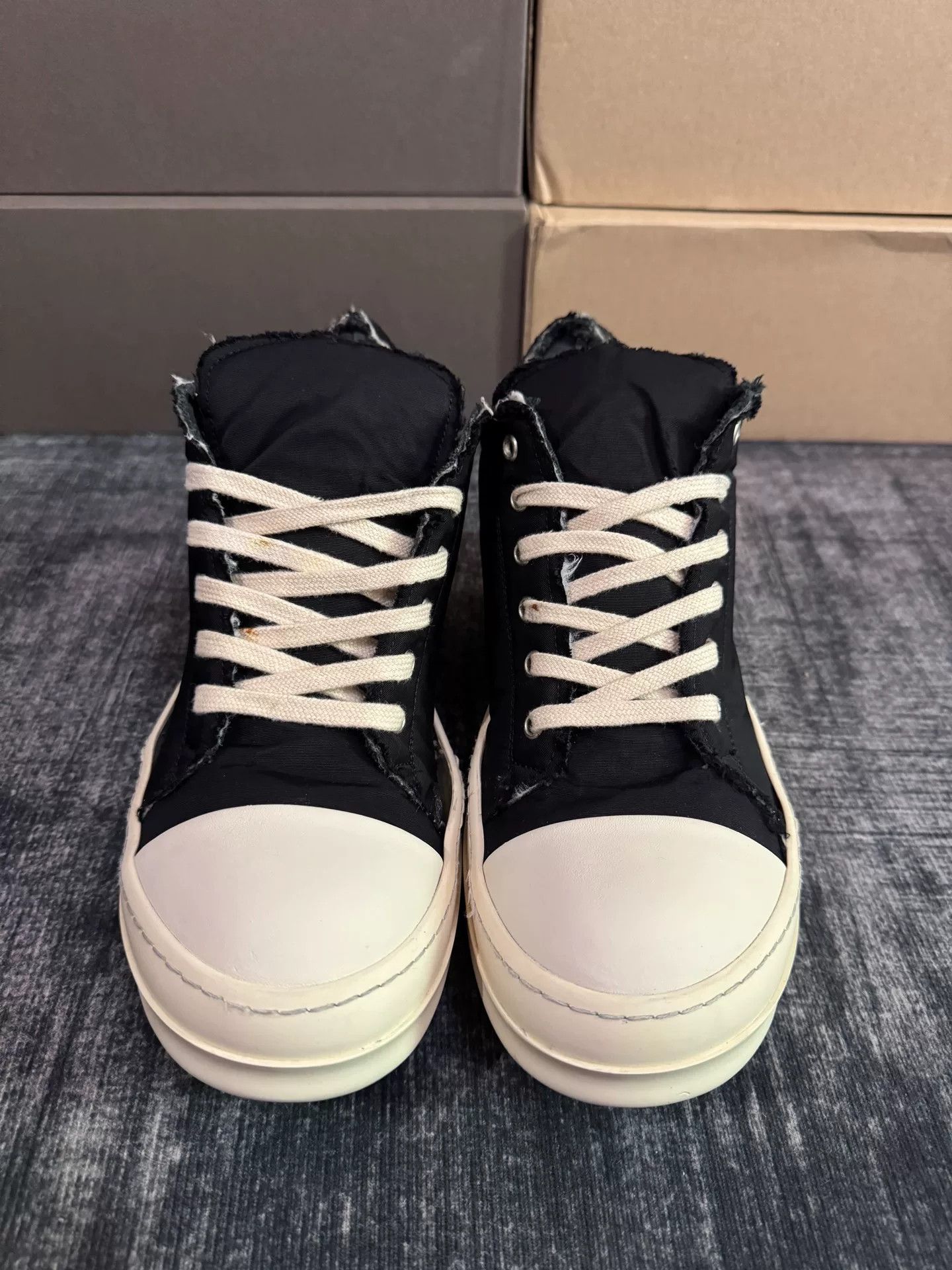 Rick Owens Rick Owens Lowtop Sneakers 41 Men Size US 8.5 / EU 41-42 - 2 Thumbnail