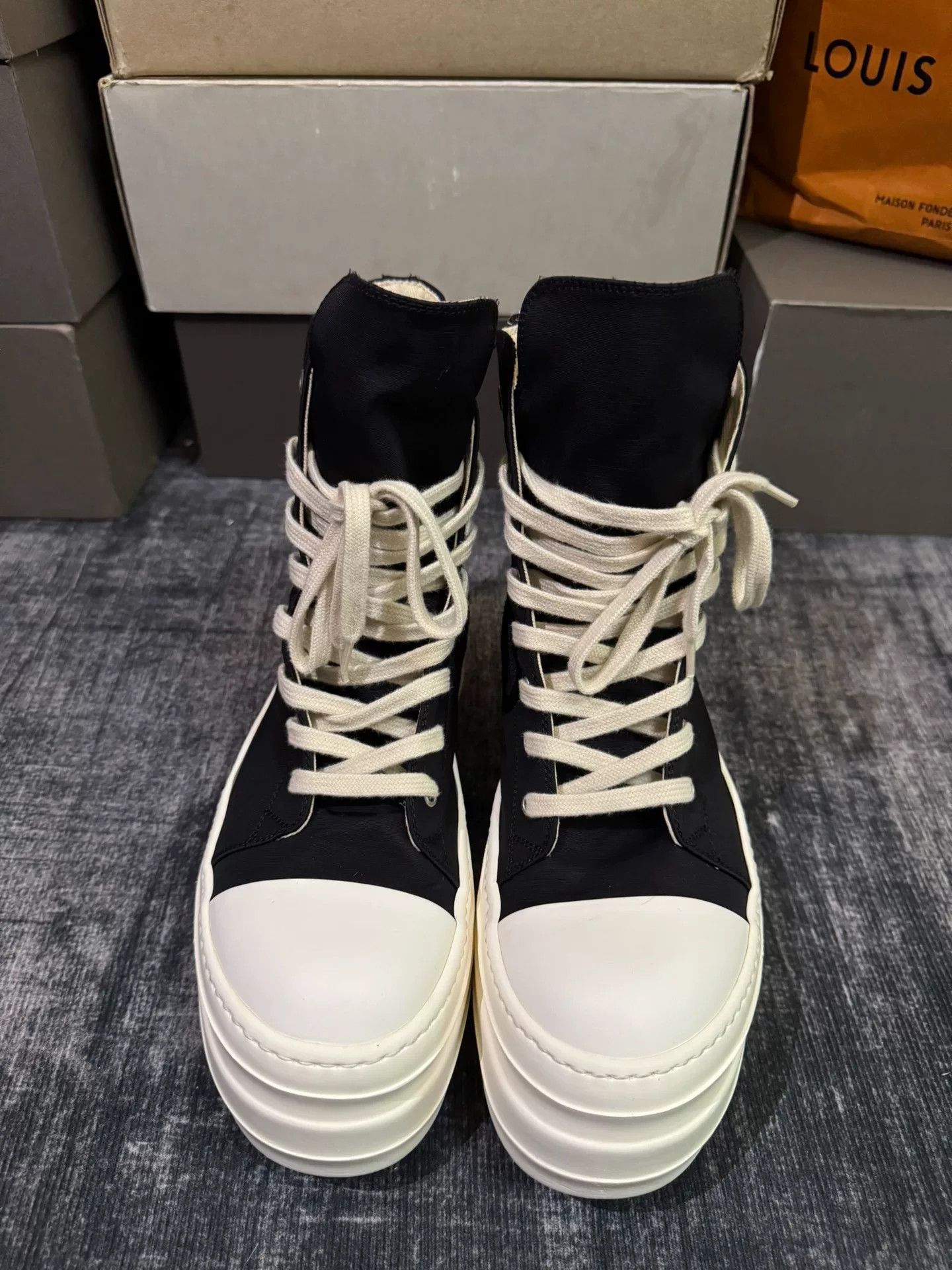 Rick Owens Rick Owens Hitop Sneakers 41 Men Size US 8.5 / EU 41-42 - 2 Thumbnail