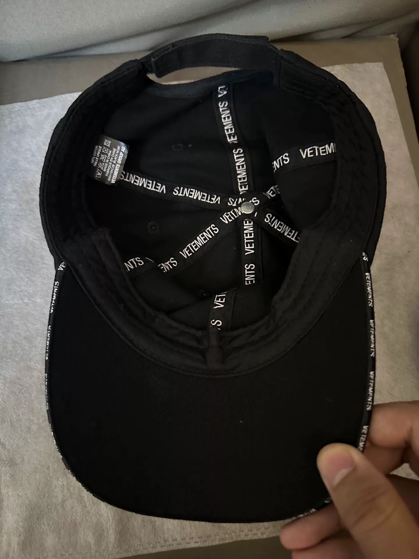 Vetements Vetements Hat XS Men Size ONE SIZE - 6 Thumbnail