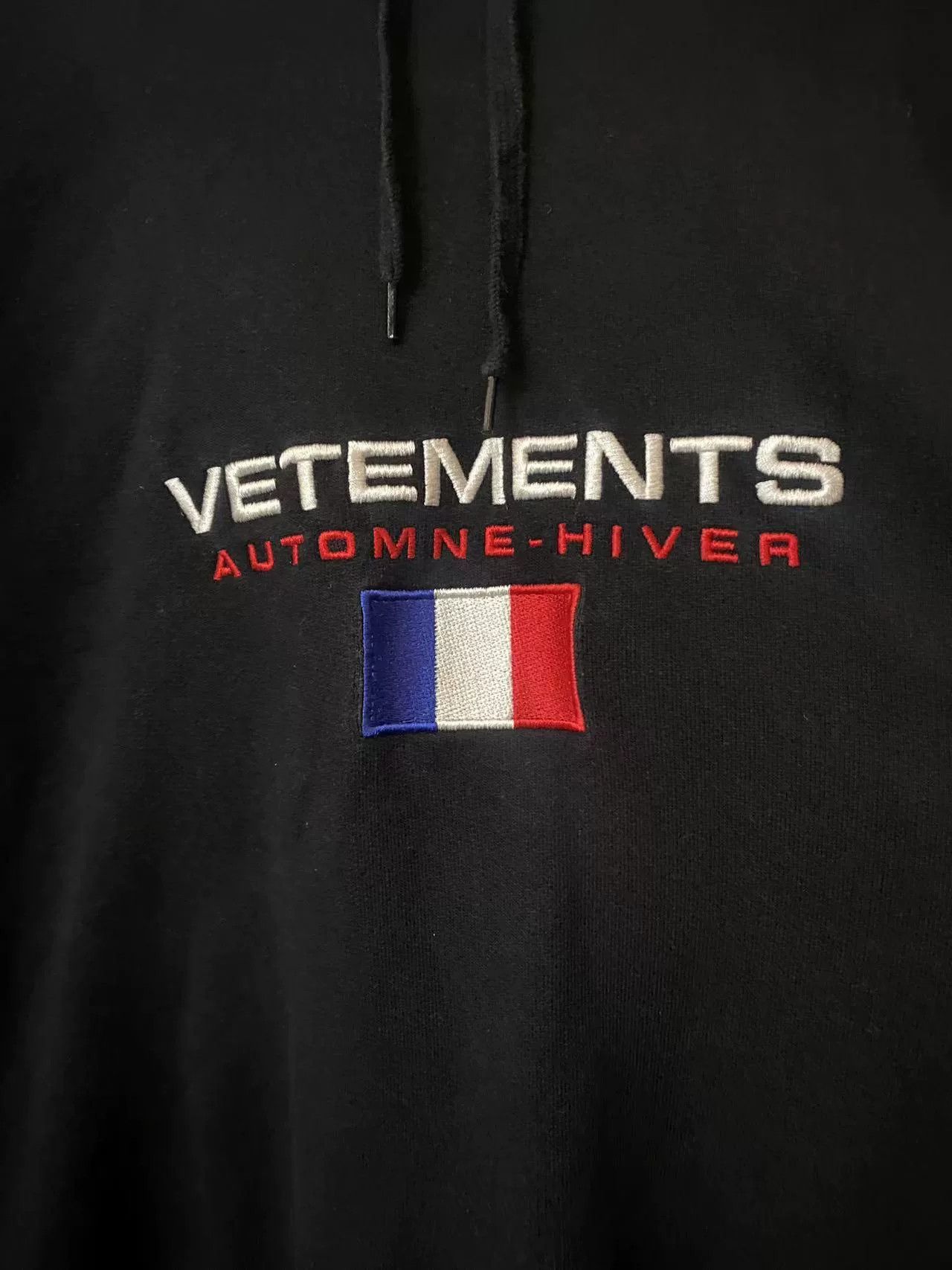 Vetements Vetements Embroidered Hoodie XS Men Size US XS / EU 42 / 0 - 2 Thumbnail