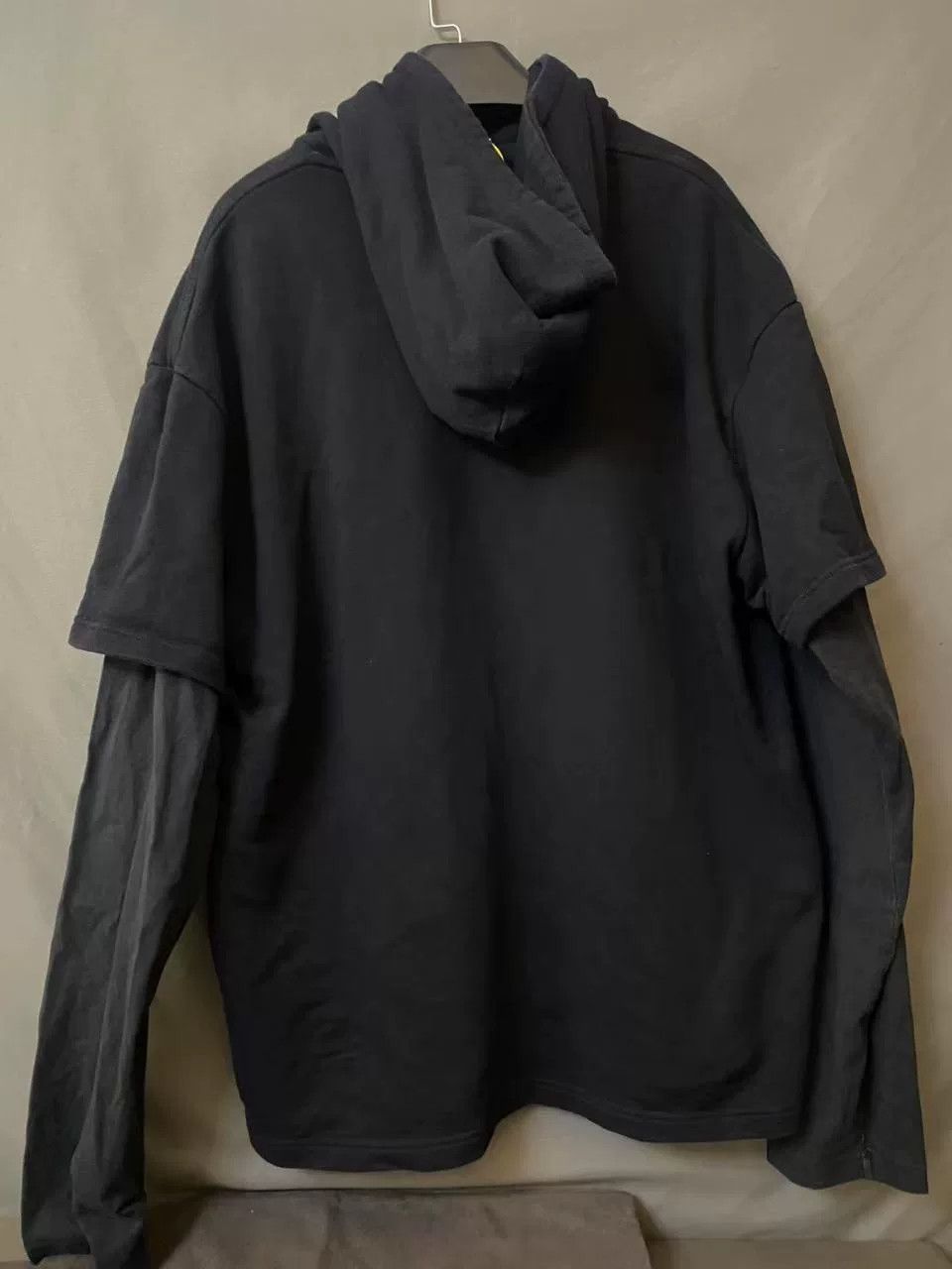 Vetements Vetements Embroidered Hoodie XS Men Size US XS / EU 42 / 0 - 3 Thumbnail