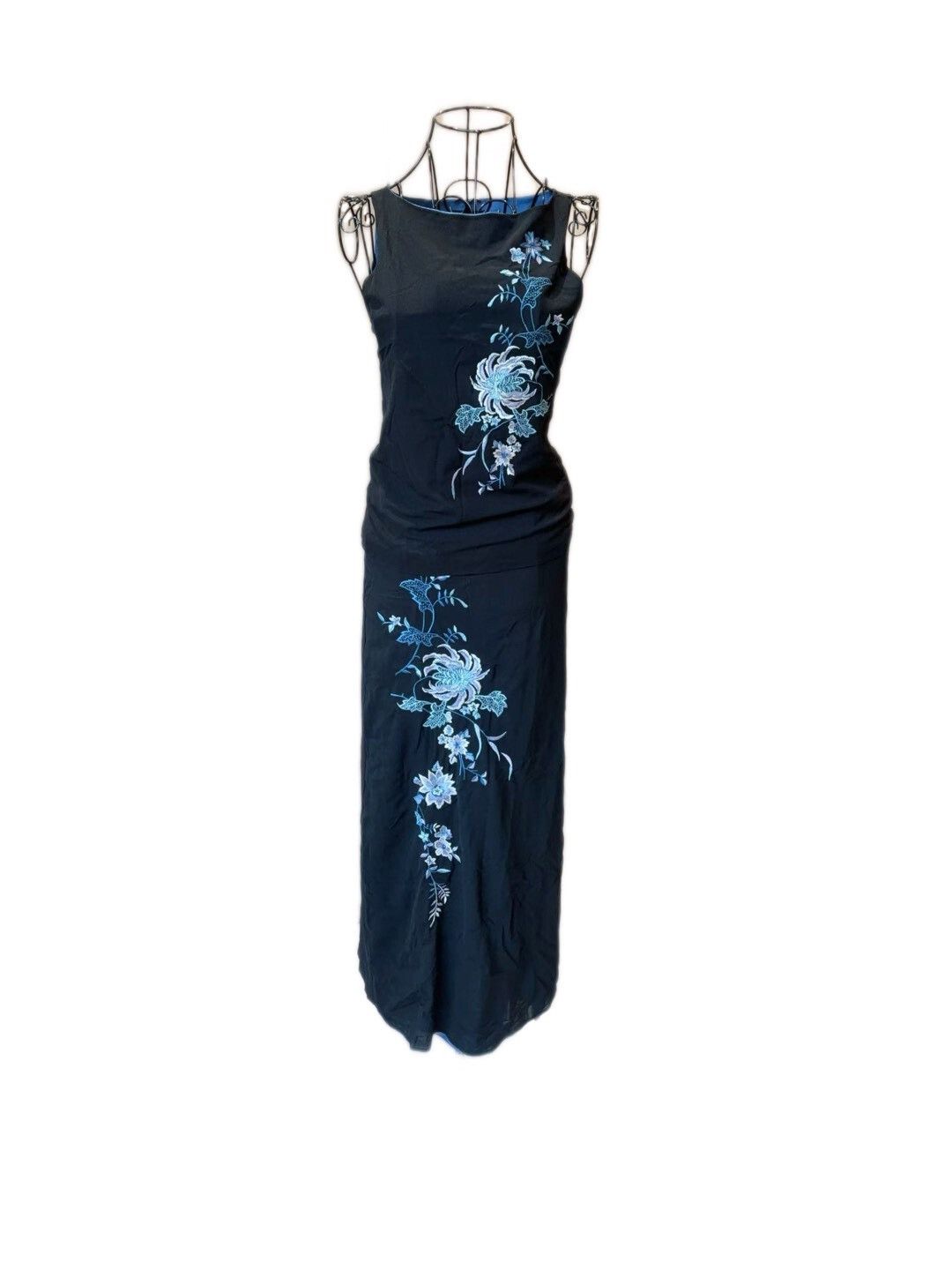 Vivienne Tam Vivienne Tam Floral Embroidery Mesh Set Size S / US 4 / IT 40 - 3 Thumbnail
