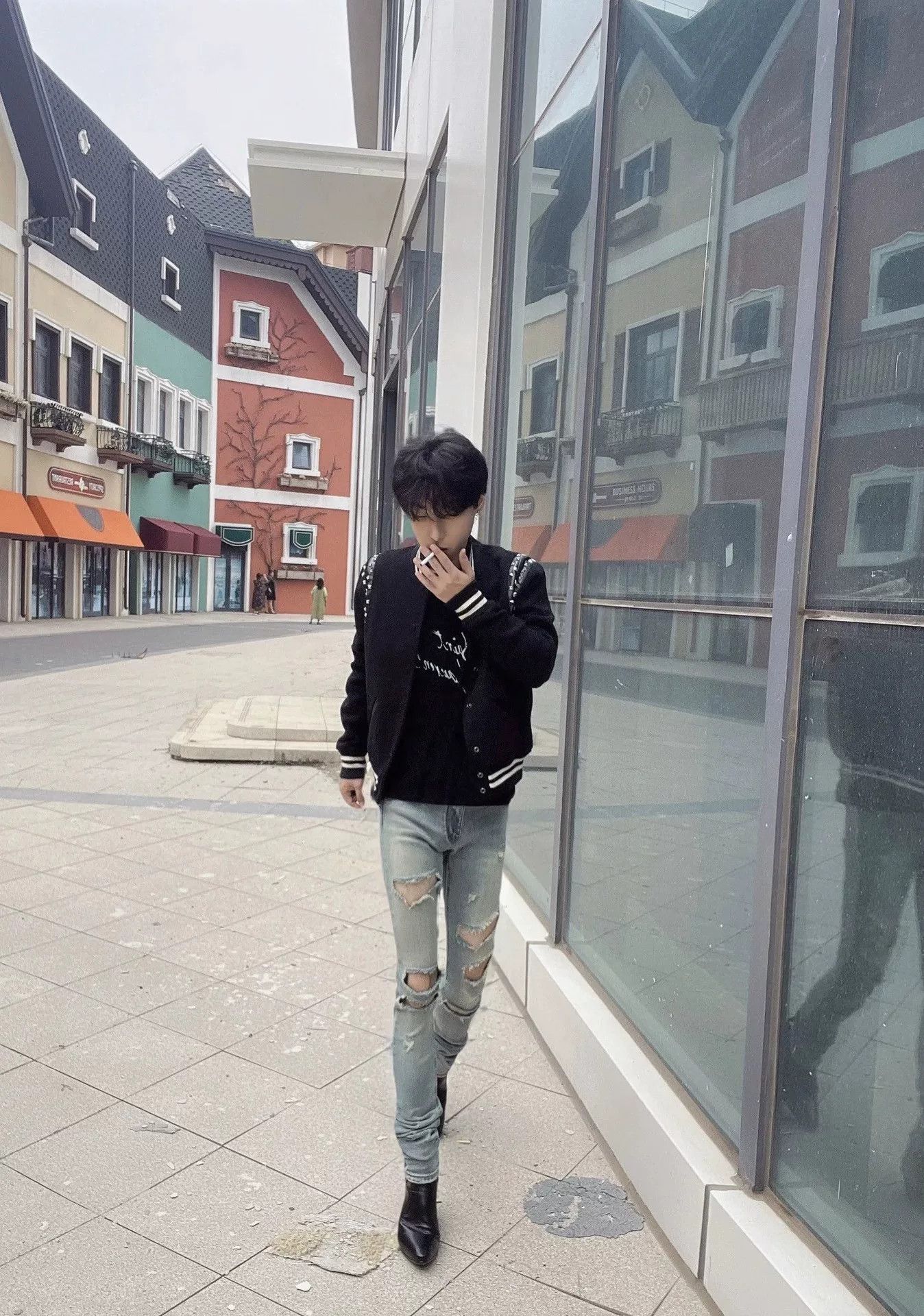 Saint Laurent Paris Saint Laurent 2016 Distressed Light Blue Jeans Size US 30 / EU 46 - 5 Thumbnail