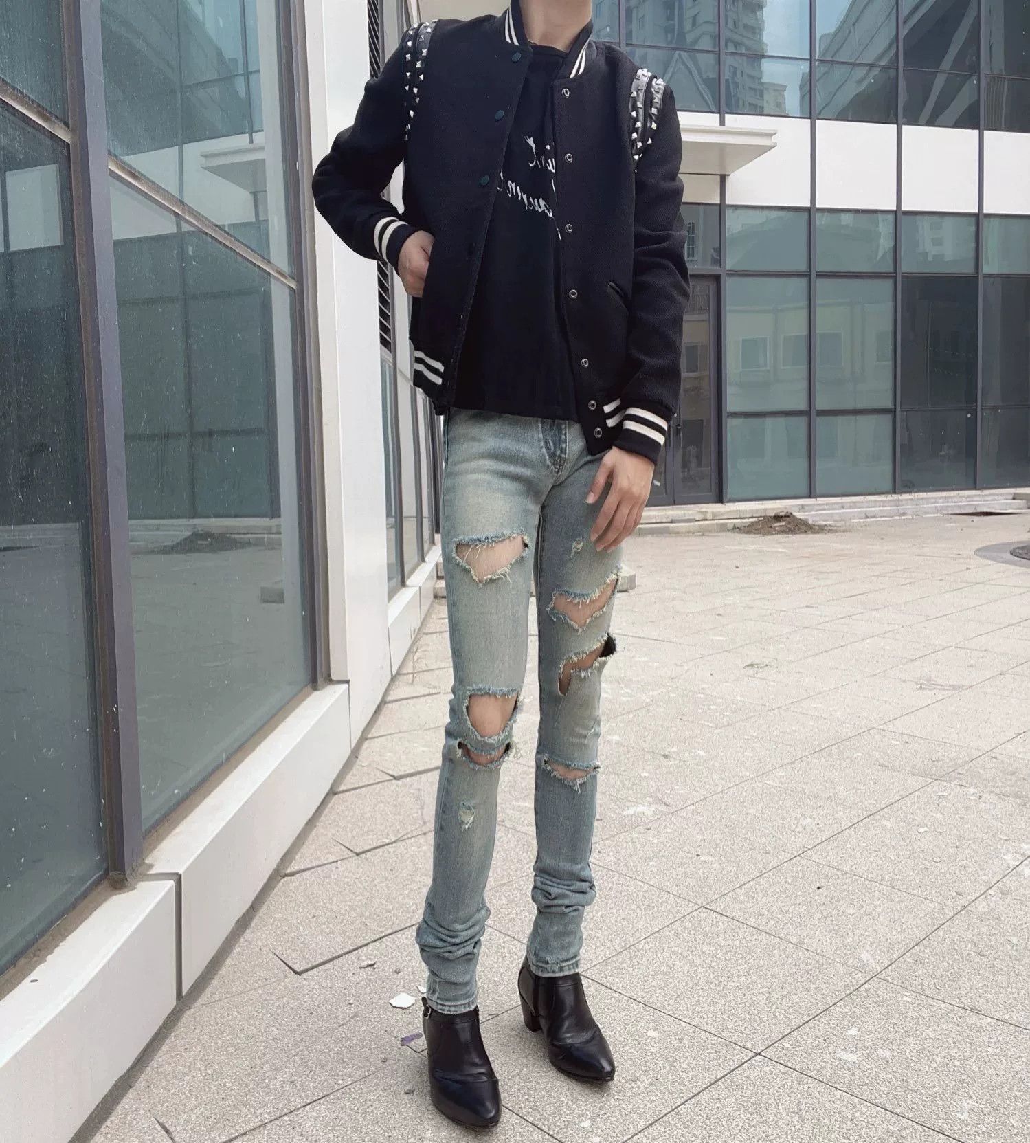Saint Laurent Paris Saint Laurent 2016 Distressed Light Blue Jeans Size US 30 / EU 46 - 2 Thumbnail