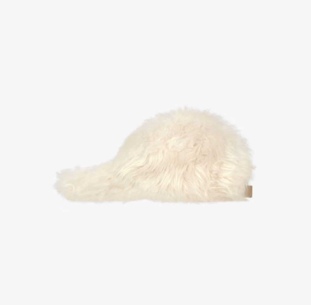 Givenchy Givenchy Faux Fur Leather Hat Size ONE SIZE - 6 Thumbnail