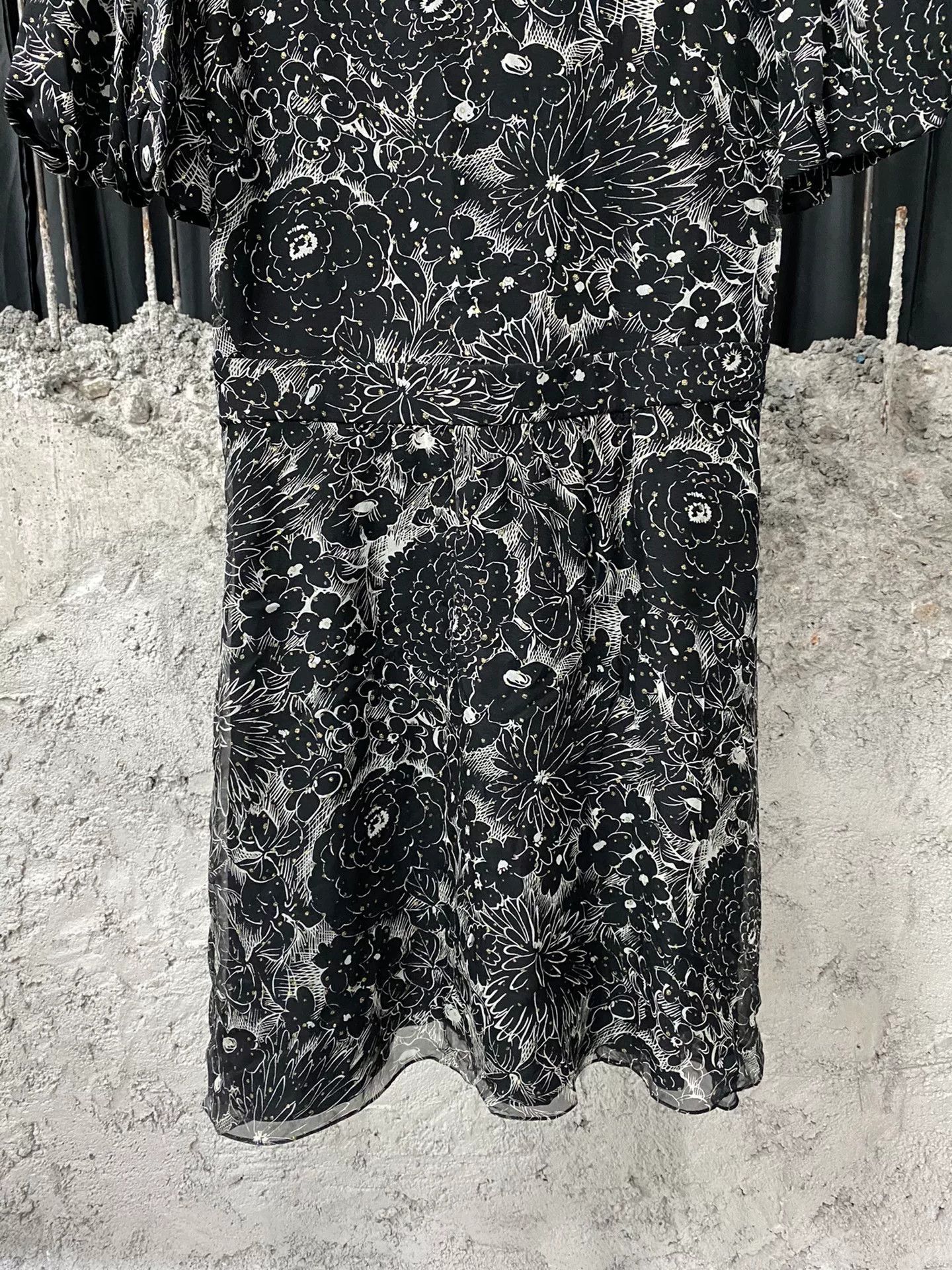 Saint Laurent Paris Saint Laurent SLP Black White Floral Dress Size S / US 4 / IT 40 - 4 Thumbnail
