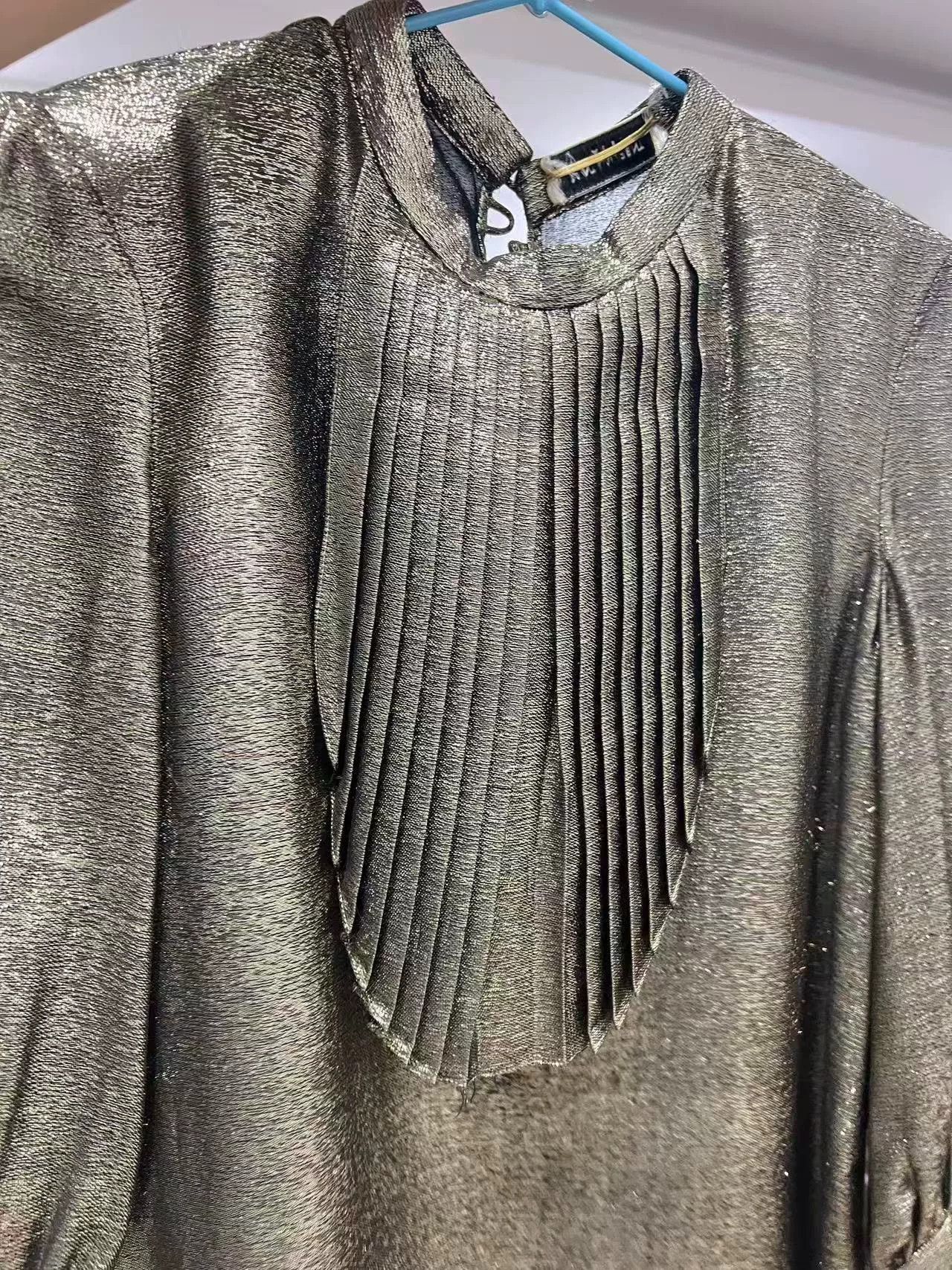 Saint Laurent Paris Saint Laurent Metallic Gold Pleated Blouse Size M / US 6-8 / IT 42-44 - 4 Thumbnail