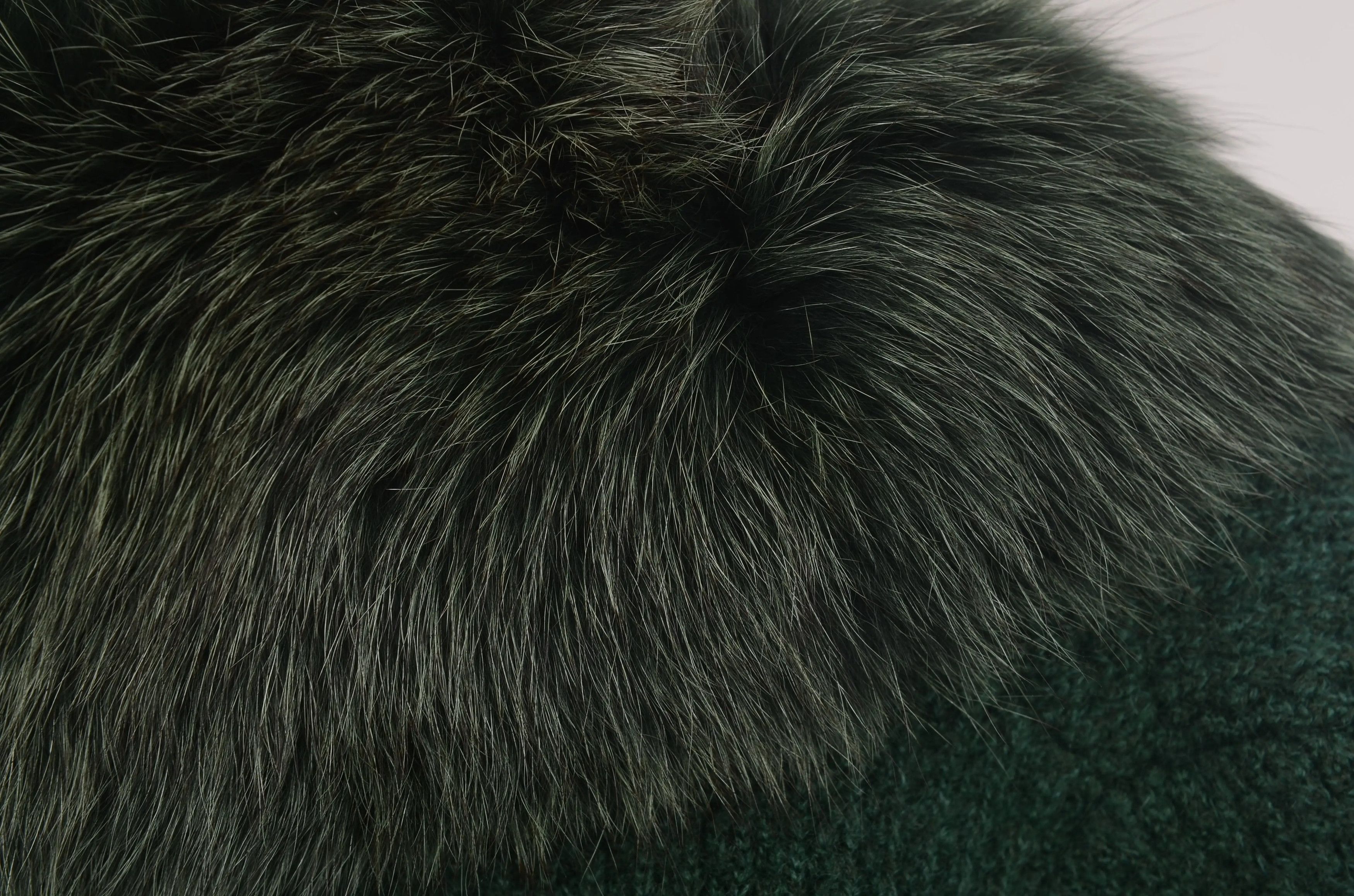 Saint Laurent Paris Saint Laurent Green Fur Collar Coat Size S / US 4 / IT 40 - 3 Thumbnail