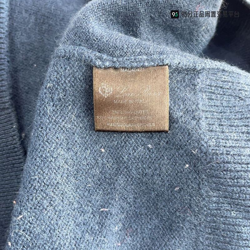 Loro Piana Loro Piana Men's Cashmere Crewneck Mid-Length Sweater Size US S / EU 44-46 / 1 - 5 Thumbnail