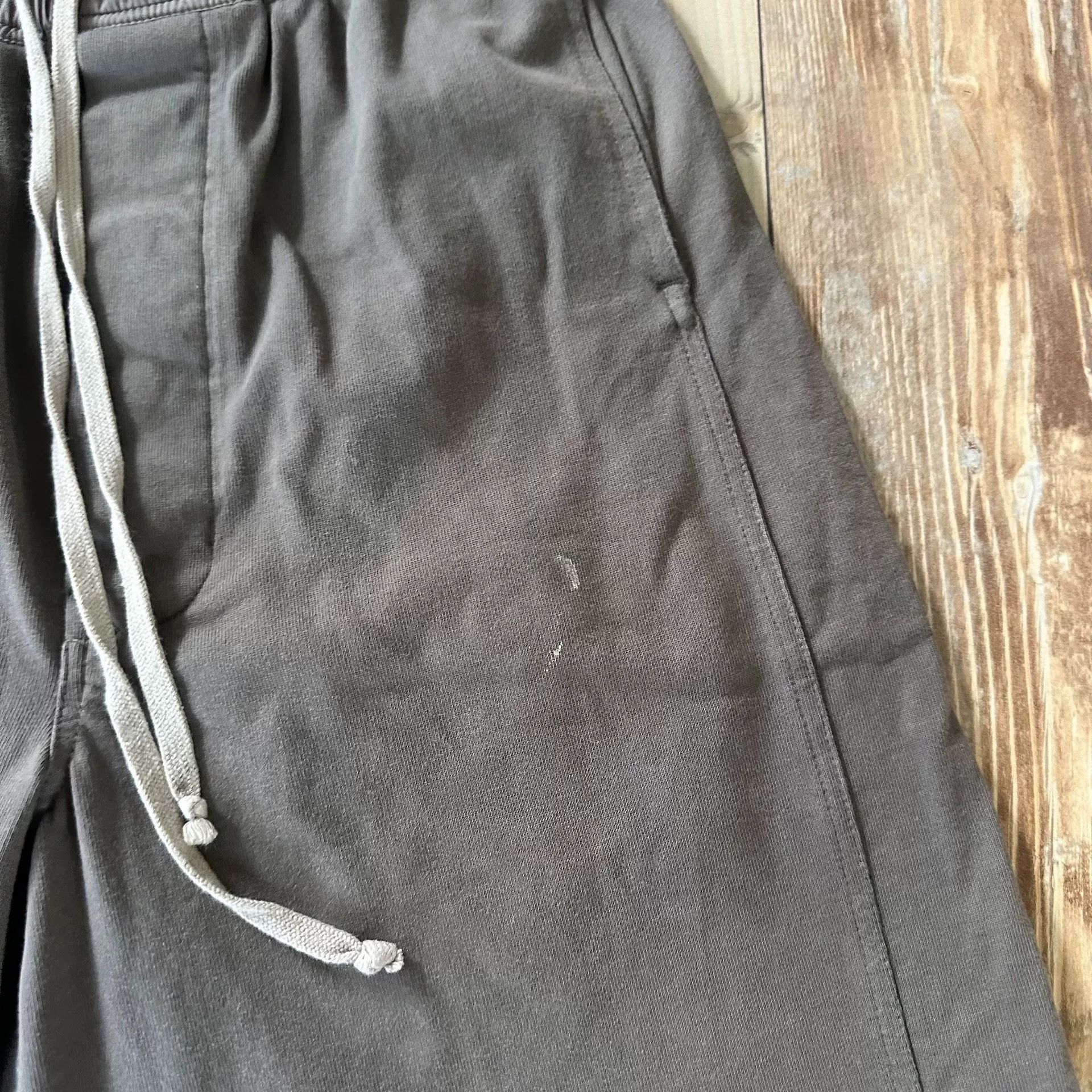 Rick Owens Rick Owens Gray Drop-Crotch Shorts Size US 30 / EU 46 - 5 Thumbnail