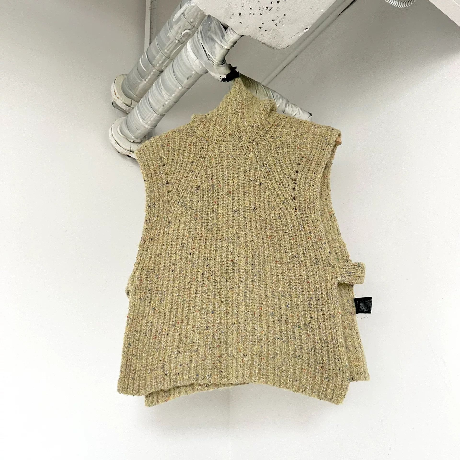 Isabel Marant Isabel Marant High Neck Knit Vest Size M / US 6-8 / IT 42-44 - 2 Thumbnail