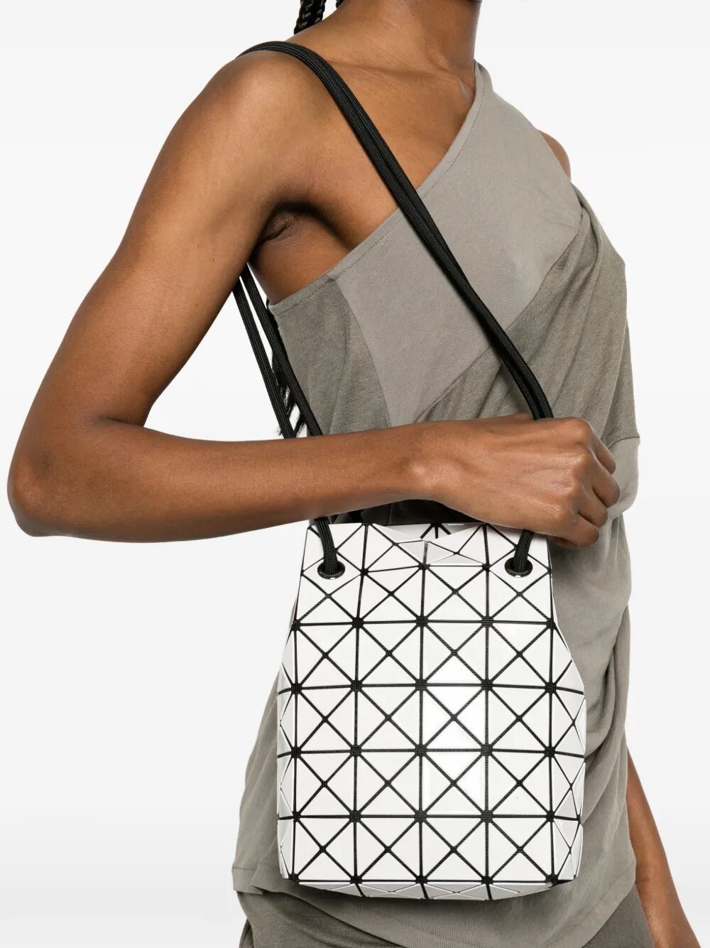Issey Miyake Bao Bao "WRING" SATCHEL BAG Size ONE SIZE - 4 Thumbnail