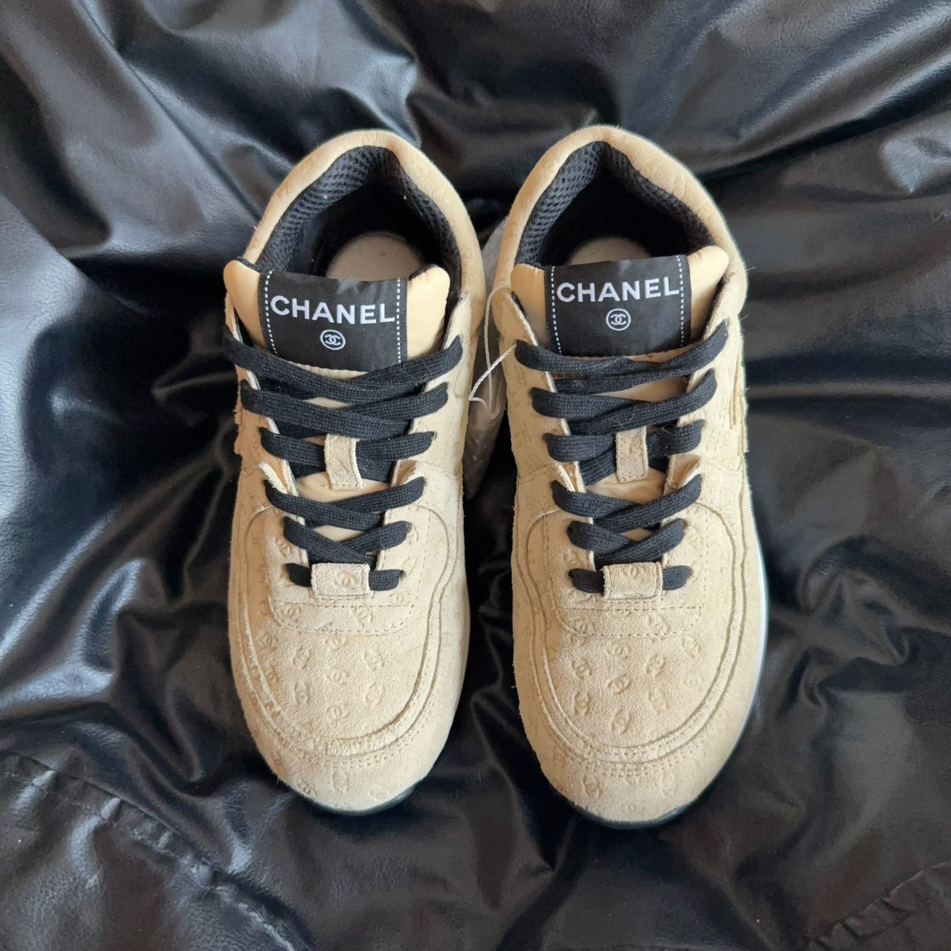 Chanel Chanel Yellow Lowtop Sneakers 36.5 Women Size US 6 / IT 36 - 2 Thumbnail