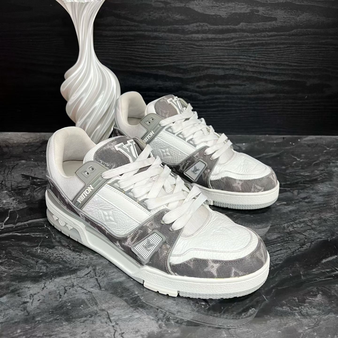 Louis Vuitton Louis Vuitton Training Denim White Lowtop Sneakers 41 Men Size US 8.5 / EU 41-42 - 3 Thumbnail