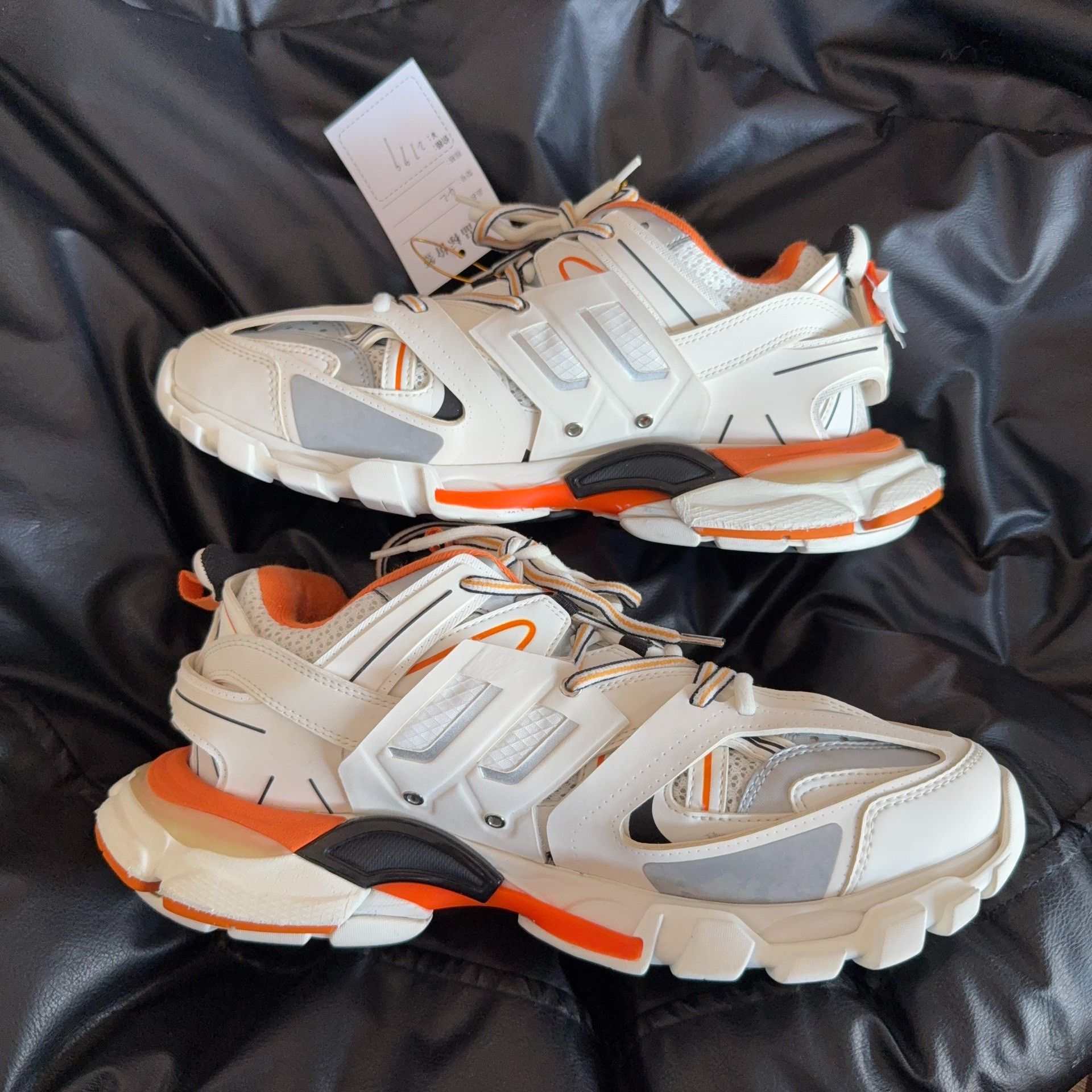 Balenciaga Balenciaga White Lowtop Sneakers 42 Women Size US 10.5 / IT 40.5 - 3 Thumbnail