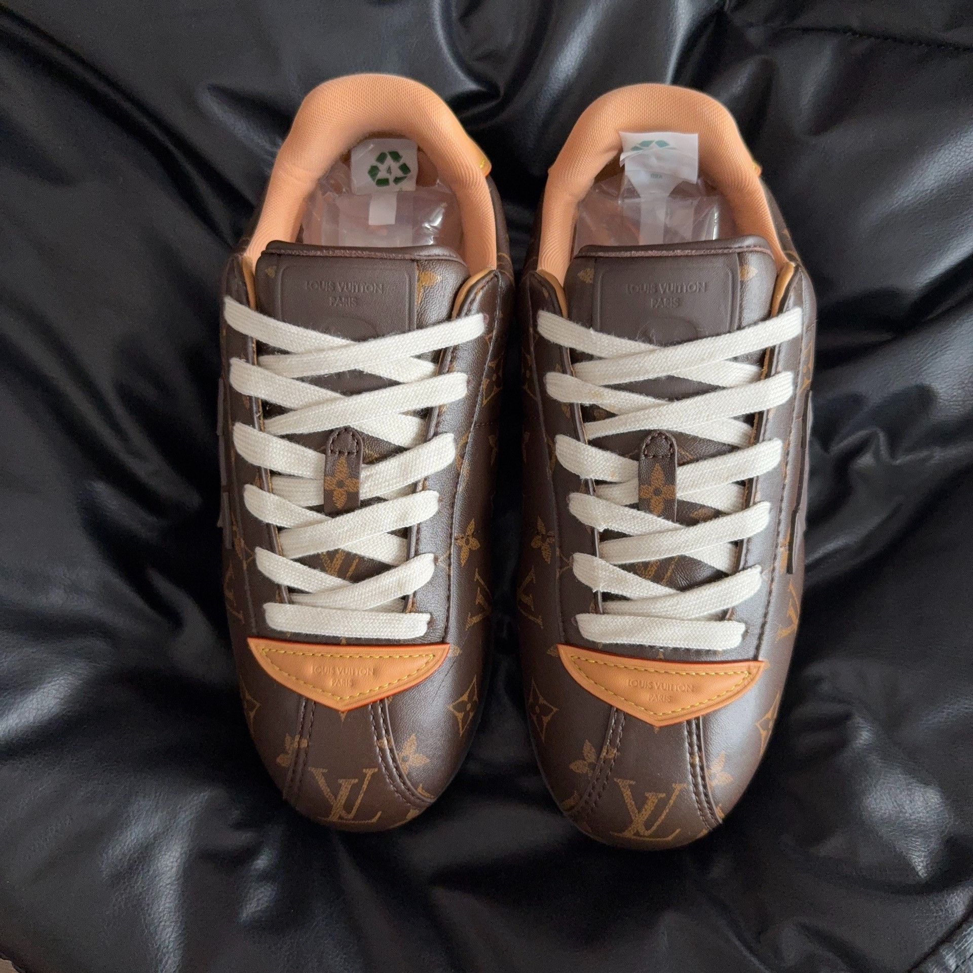 Louis Vuitton Louis Vuitton Brown Lowtop Sneakers 40 Men Size US 7.5 / EU 40-41 - 2 Thumbnail