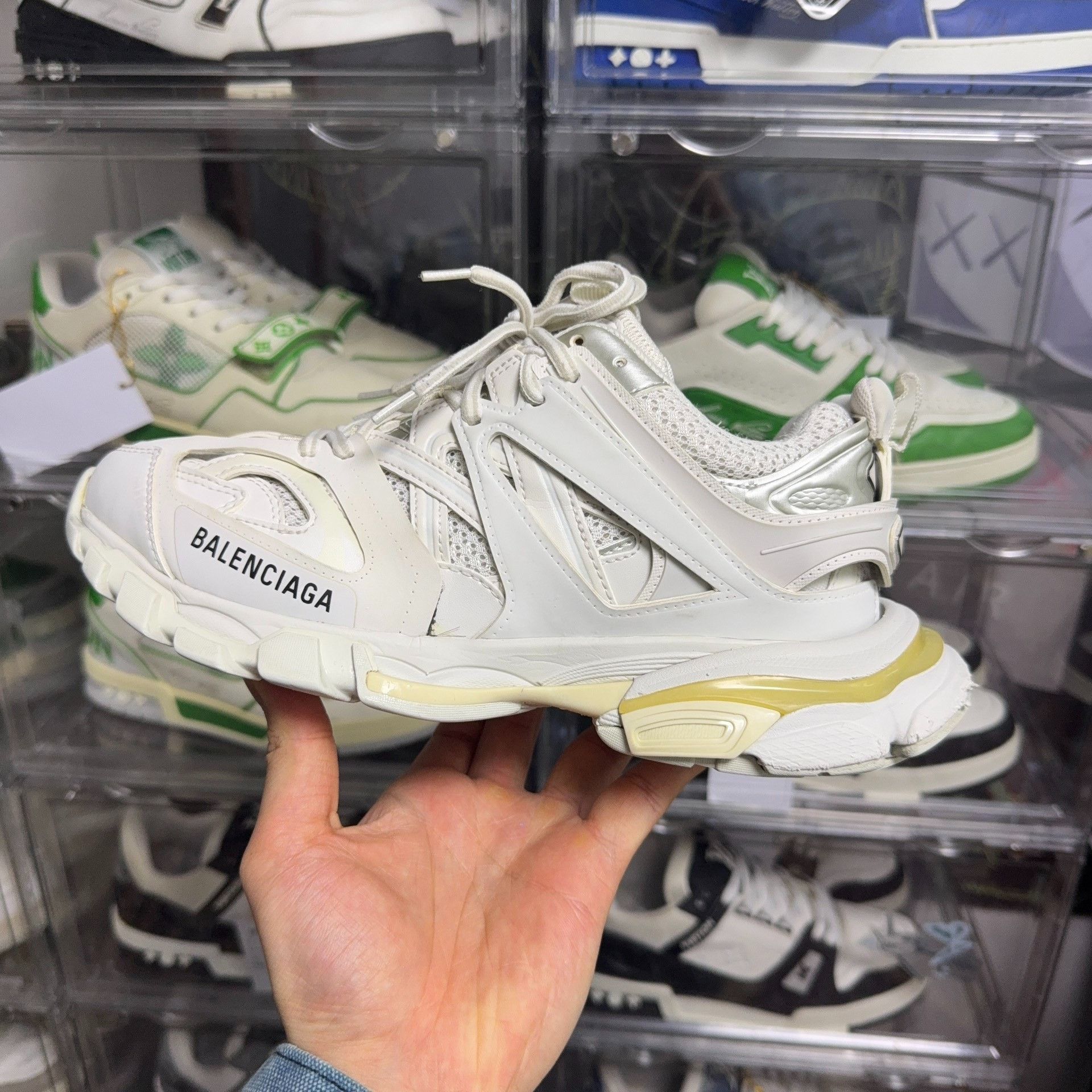 Balenciaga Balenciaga White Lowtop Sneakers 39 Women Size US 8.5 / IT 38.5 - 7 Thumbnail