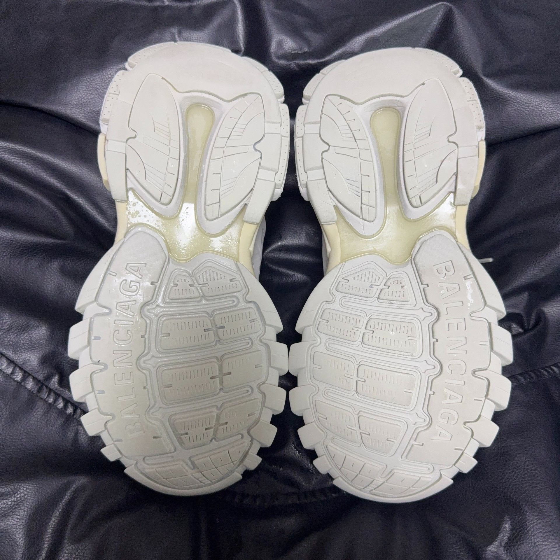 Balenciaga Balenciaga White Lowtop Sneakers 39 Women Size US 8.5 / IT 38.5 - 4 Thumbnail