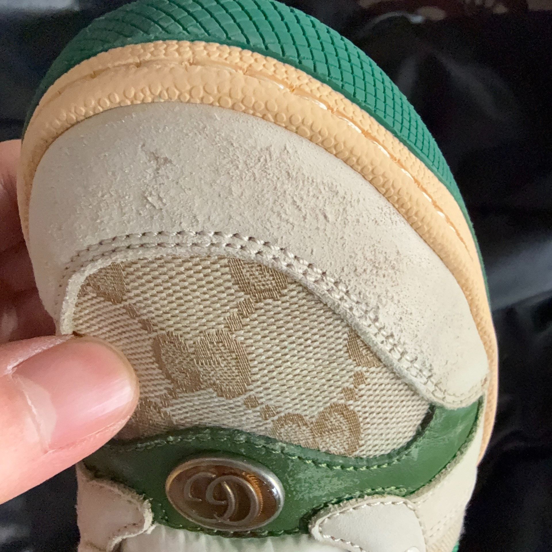 Gucci Gucci Lowtop Sneakers 37 Women Size US 6.5 / IT 36.5 - 7 Thumbnail