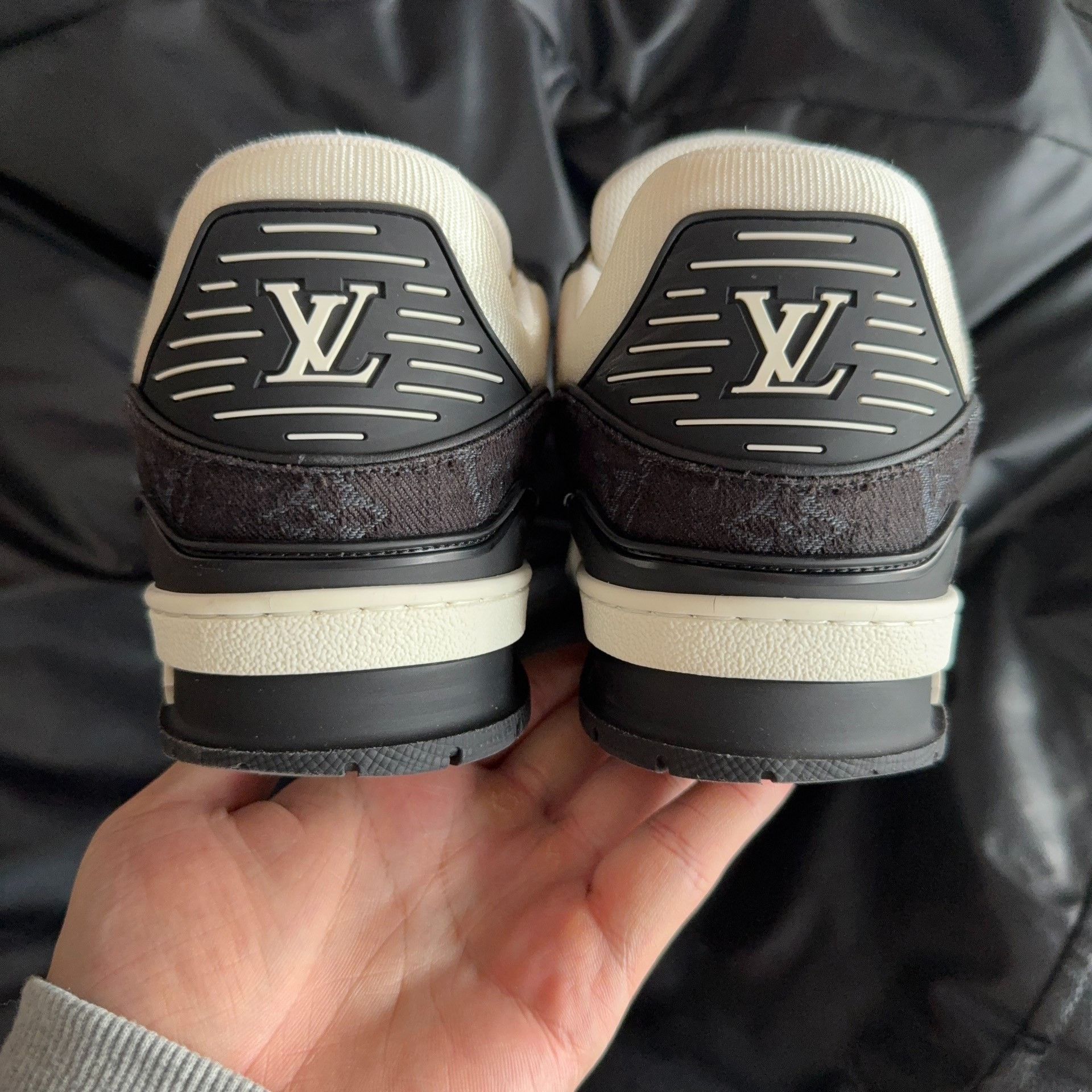 Louis Vuitton Louis Vuitton Training Denim Black Lowtop Sneakers Women Size US 9 / IT 39 - 6 Thumbnail