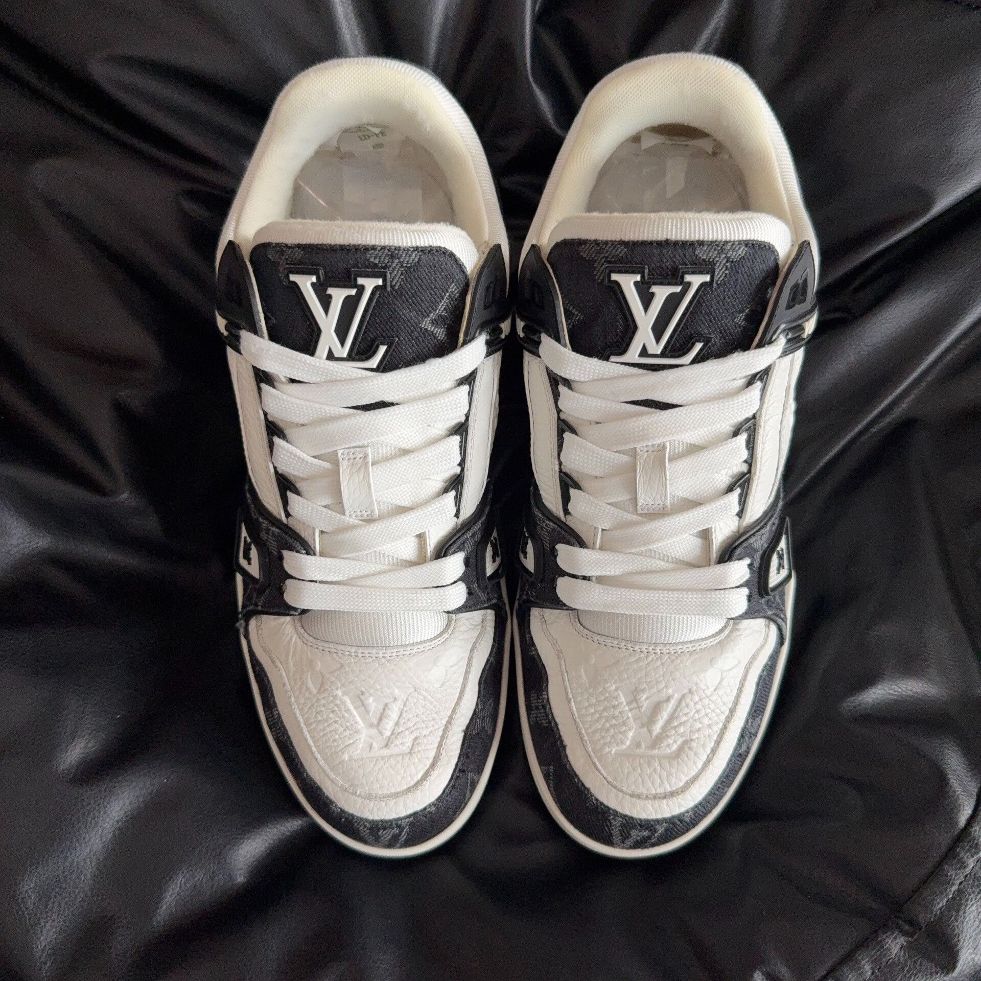 Louis Vuitton Louis Vuitton Training Denim Black Lowtop Sneakers 40.5 Men Size US 8 / EU 41 - 2 Thumbnail