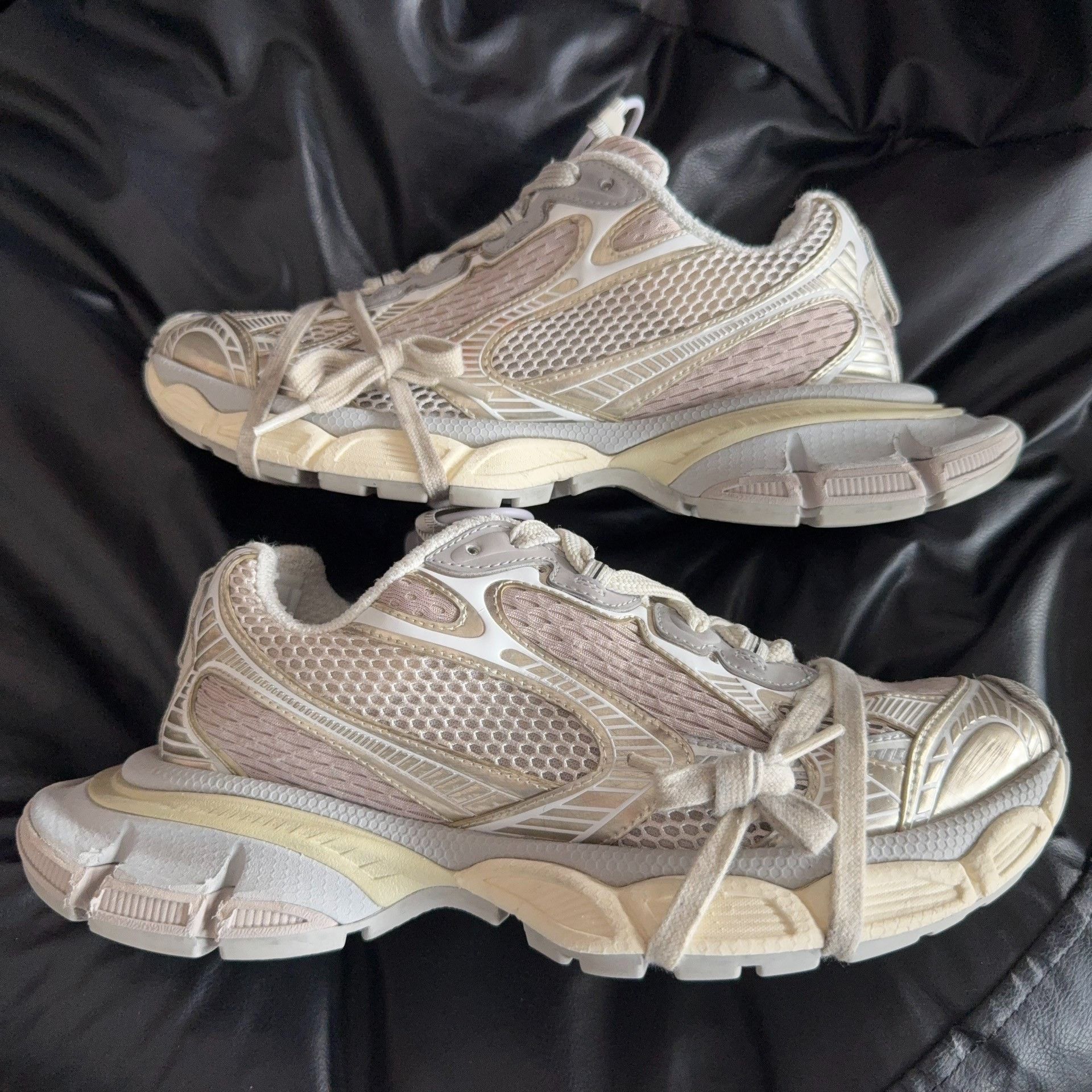 Balenciaga Balenciaga Silver Lowtop Sneakers XXXL Women Size US 8 / IT 38 - 3 Thumbnail