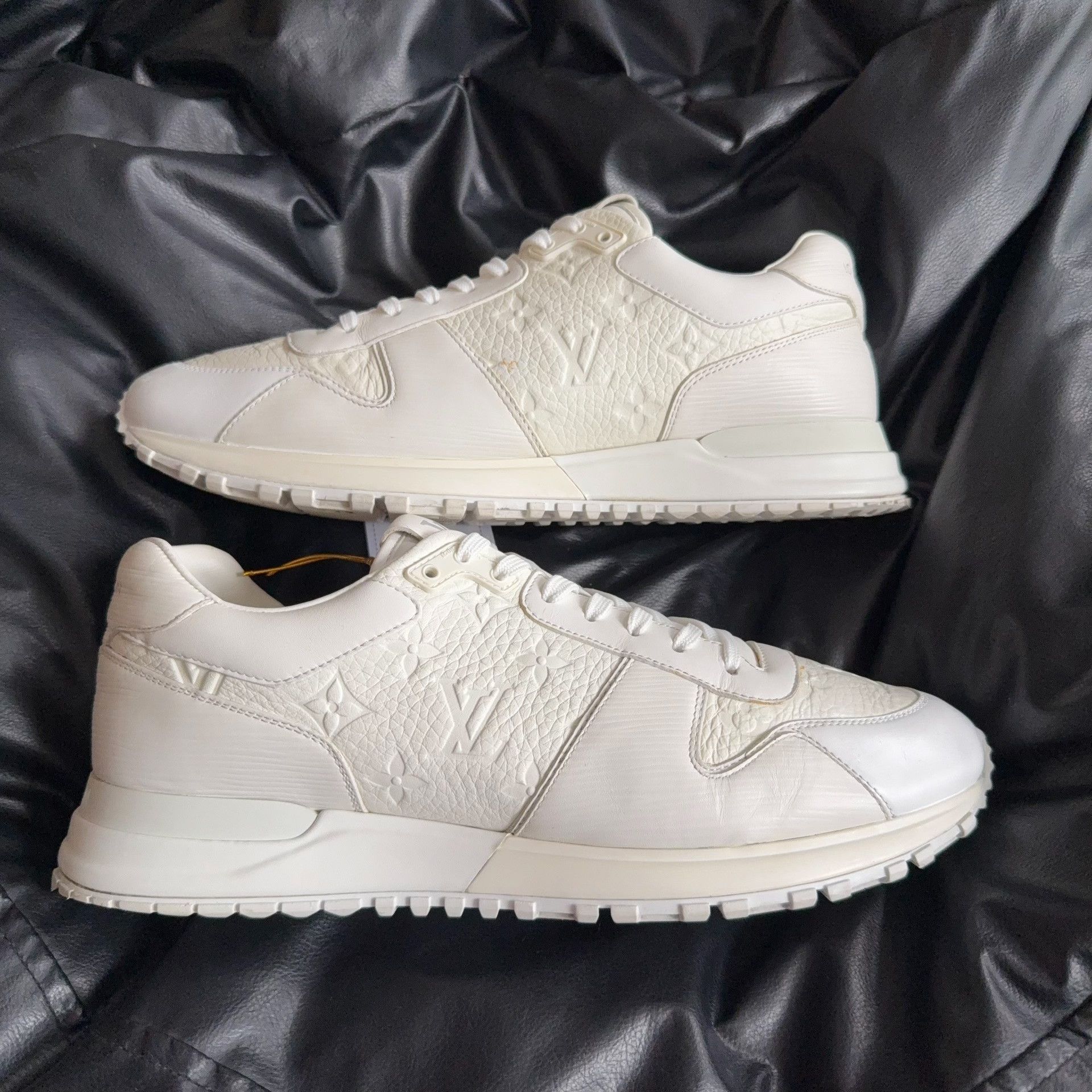 Louis Vuitton Louis Vuitton White Lowtop Sneakers 9 Men Size US 9 / EU 42 - 5 Thumbnail