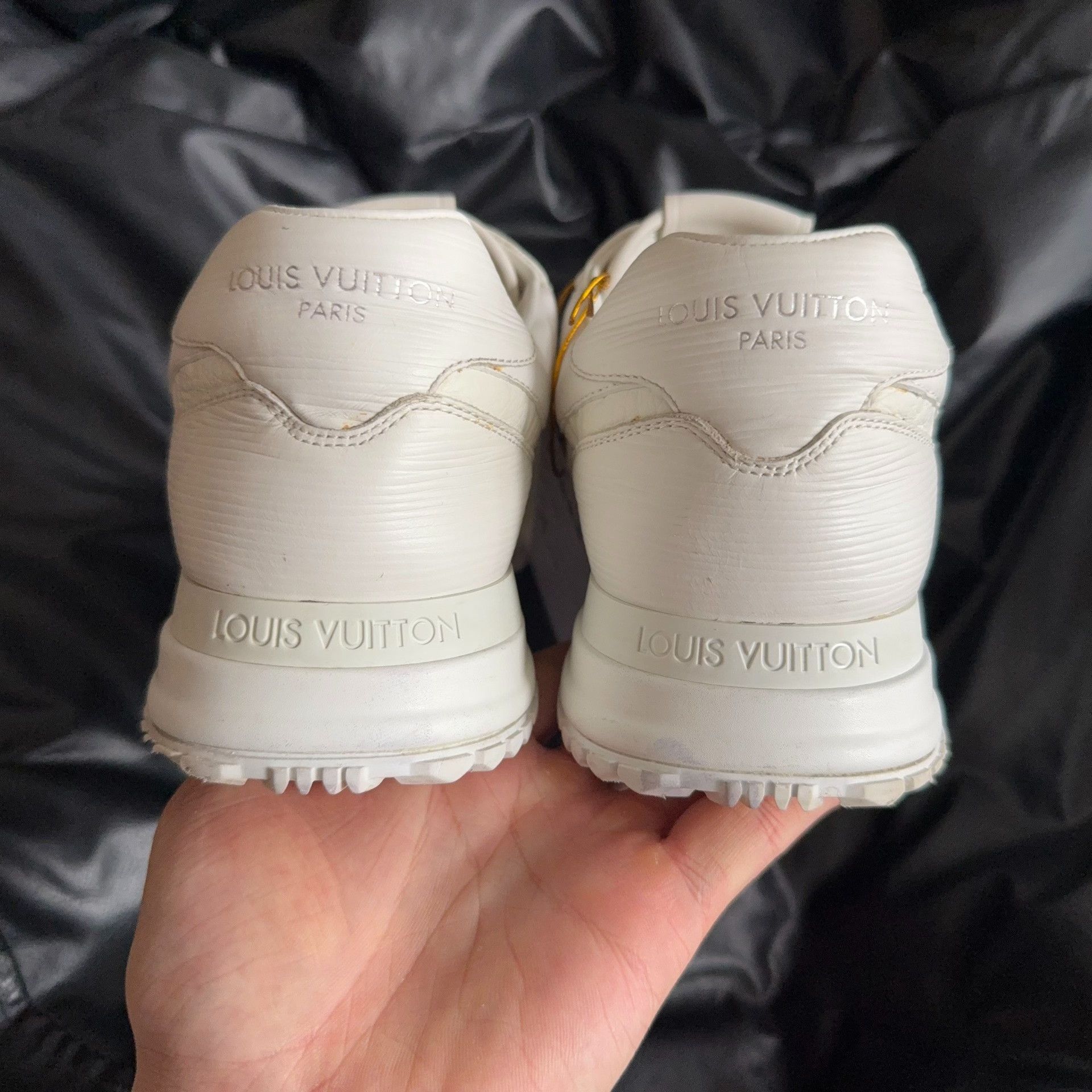Louis Vuitton Louis Vuitton White Lowtop Sneakers 9 Men Size US 9 / EU 42 - 3 Thumbnail