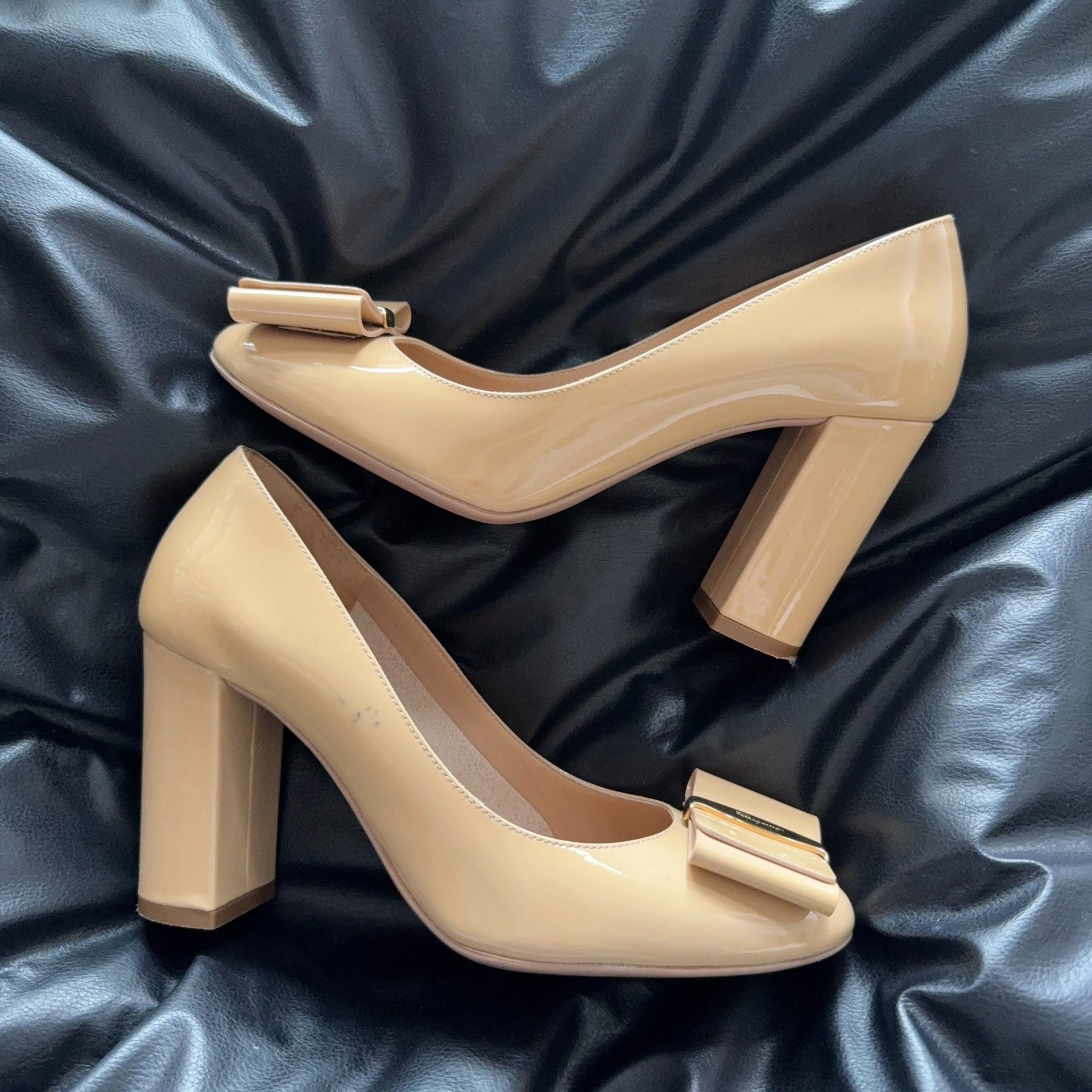 Salvatore Ferragamo Salvatore Ferragamo Gold Lowtop Sneakers 37 Women Size US 6.5 / IT 36.5 - 3 Thumbnail