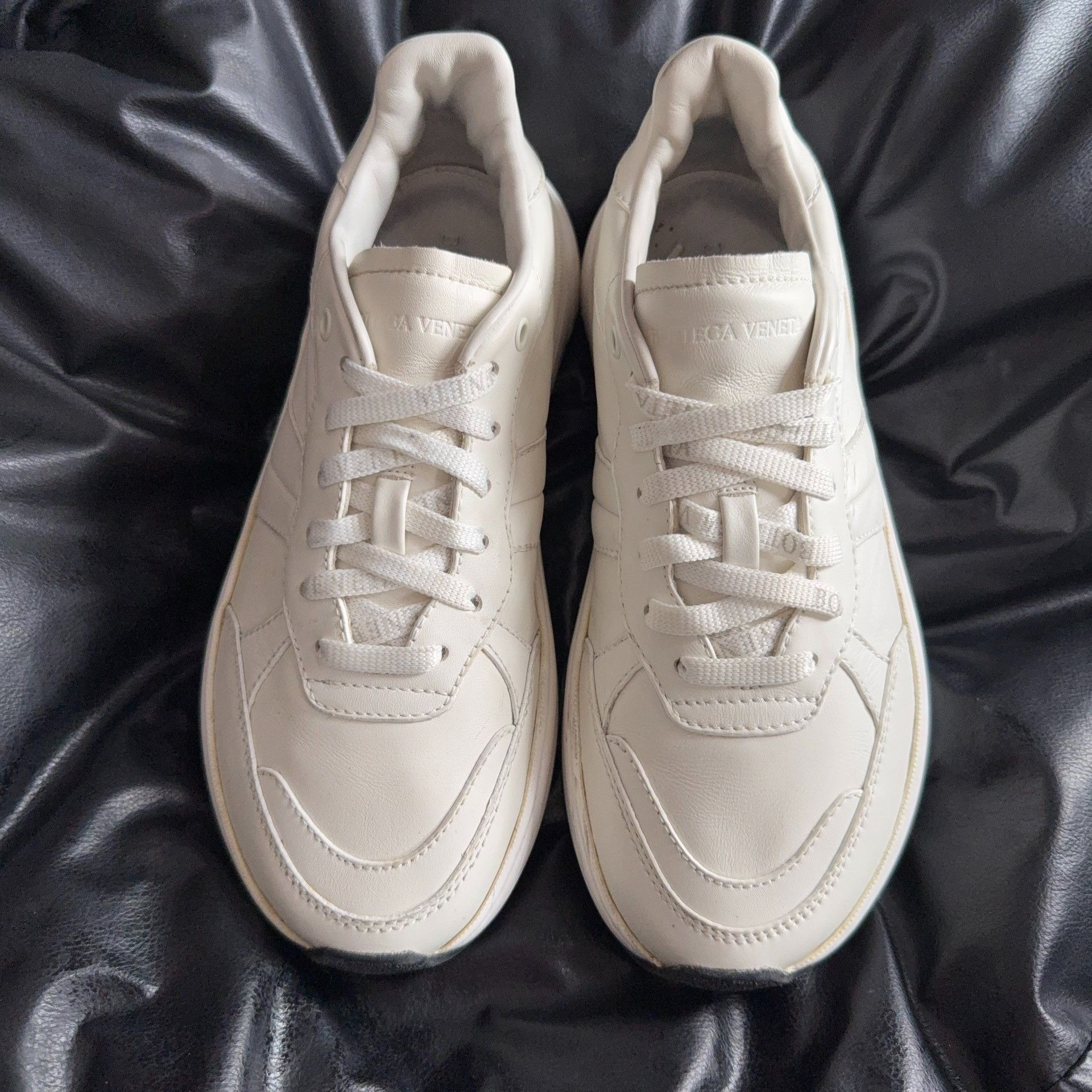 Bottega Veneta Bottega Veneta White Lowtop Sneakers 39 Men Size US 6.5 / EU 39-40 - 2 Thumbnail