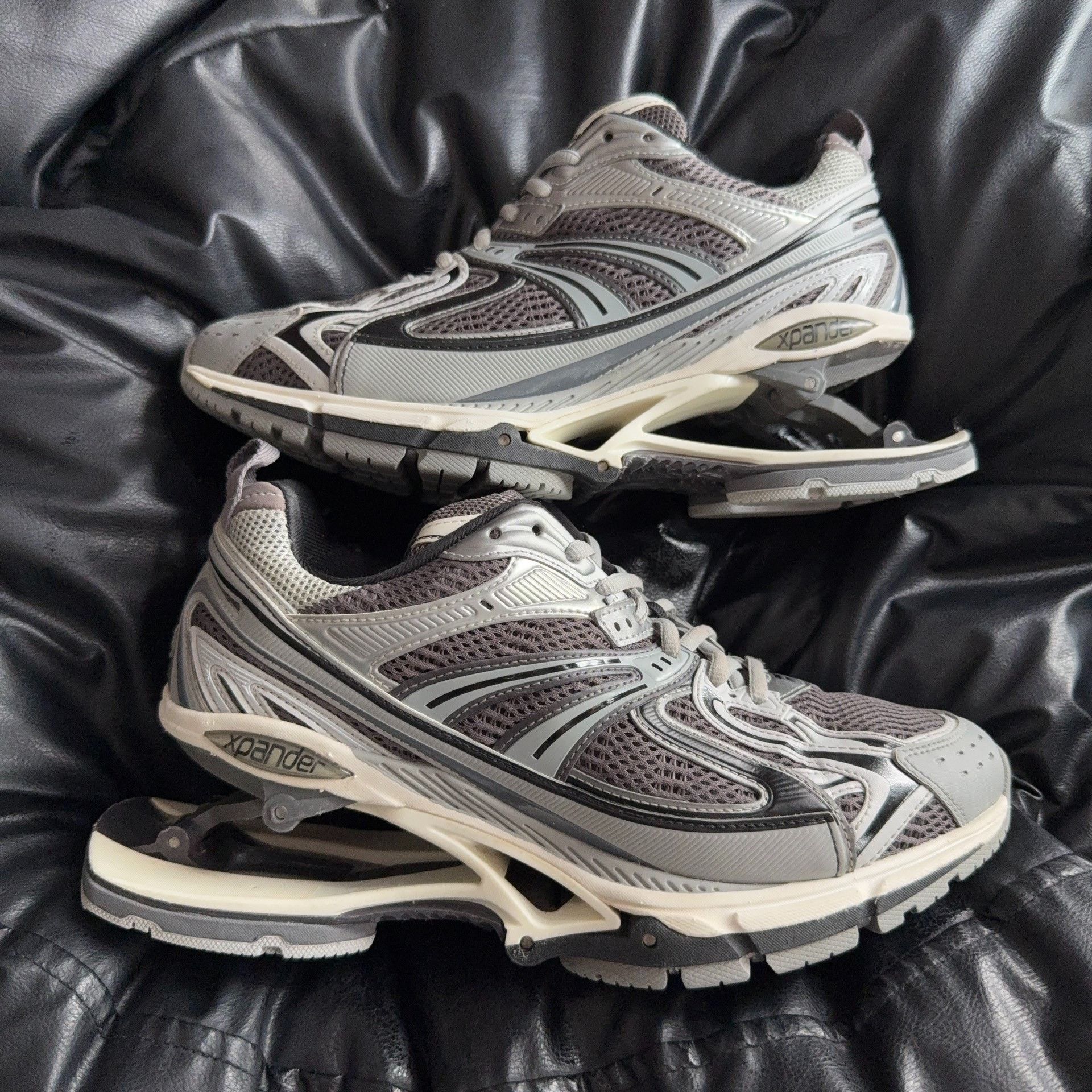Balenciaga Balenciaga Gray Lowtop Sneakers 41 Men Size US 8.5 / EU 41-42 - 3 Thumbnail