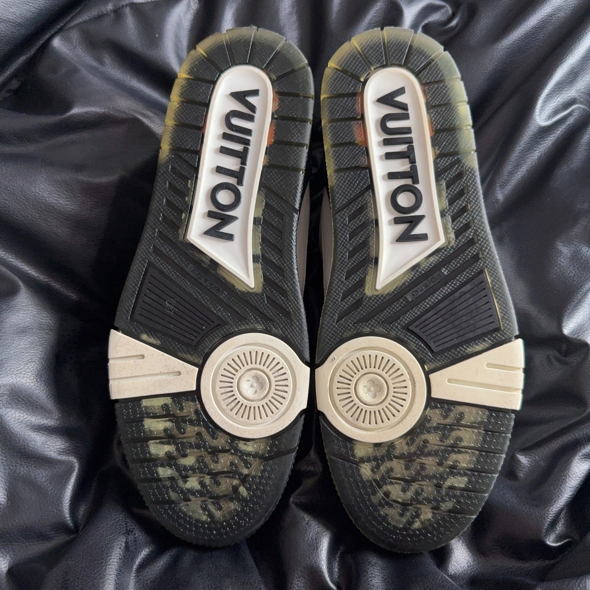 Louis Vuitton Louis Vuitton Training Black Lowtop Sneakers 41 Men Size US 8.5 / EU 41-42 - 6 Thumbnail