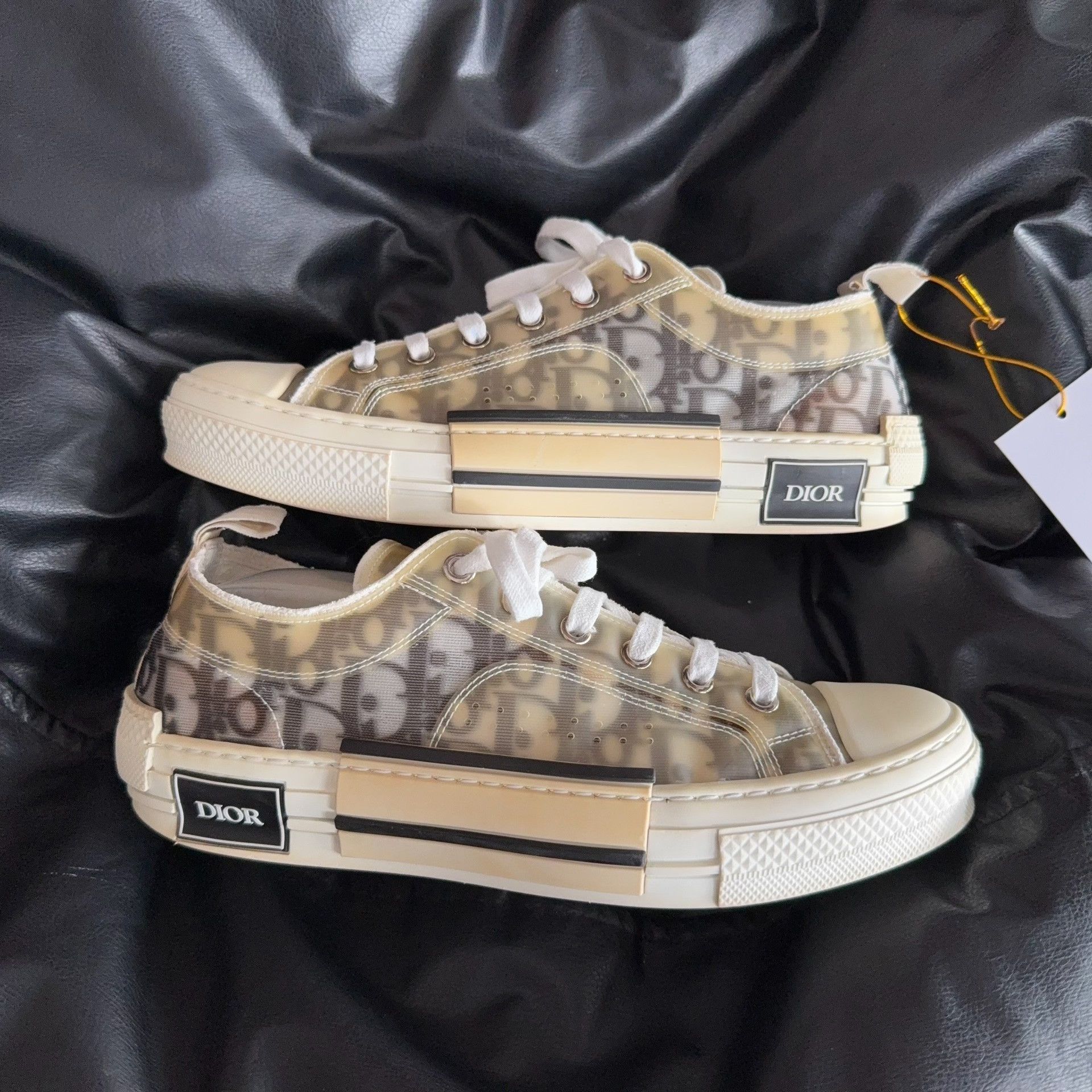 Dior Dior Lowtop Sneakers 39 Women Size US 8.5 / IT 38.5 - 5 Thumbnail