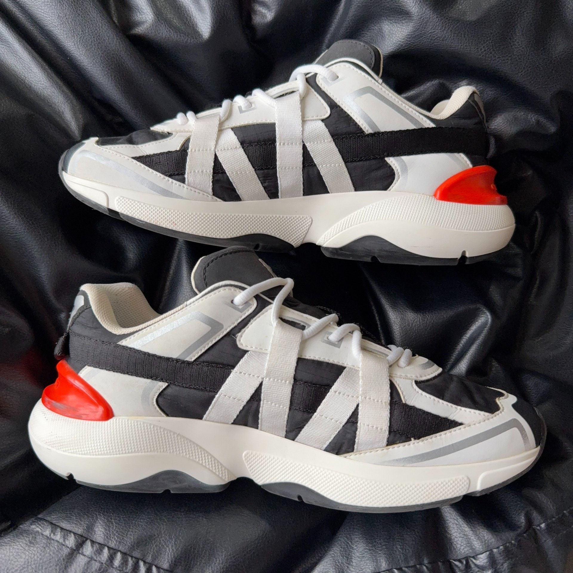 Dior Dior Black Lowtop Sneakers 39 Women Size US 8.5 / IT 38.5 - 4 Thumbnail