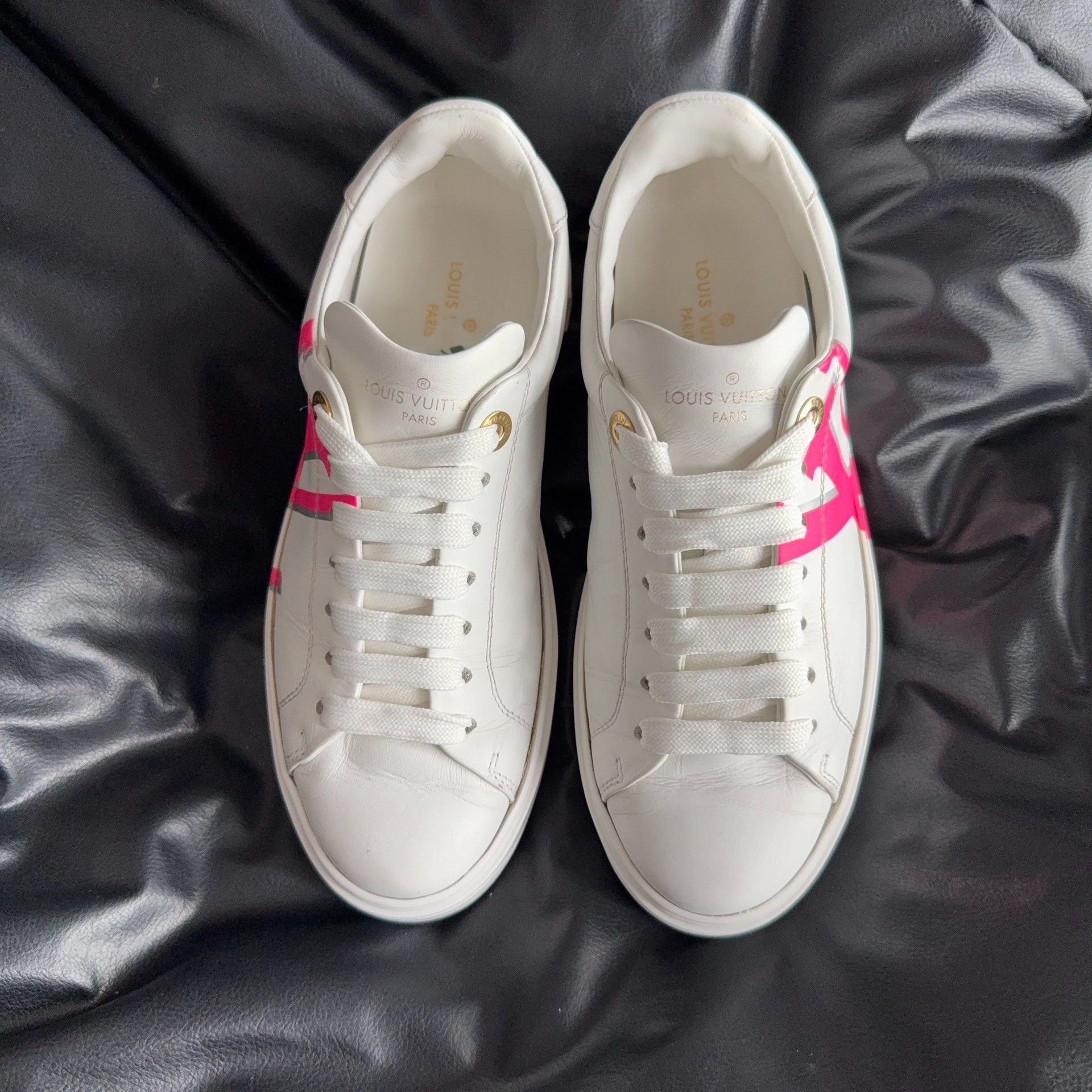 Louis Vuitton Louis Vuitton Retro Pink Lowtop Sneakers 36.5 Women Size US 6 / IT 36 - 2 Thumbnail