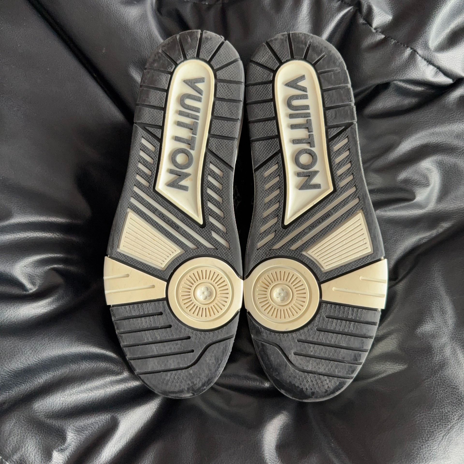 Louis Vuitton Louis Vuitton Training Denim Black Lowtop Sneakers 41.5 Men Size US 9 / EU 42 - 5 Thumbnail