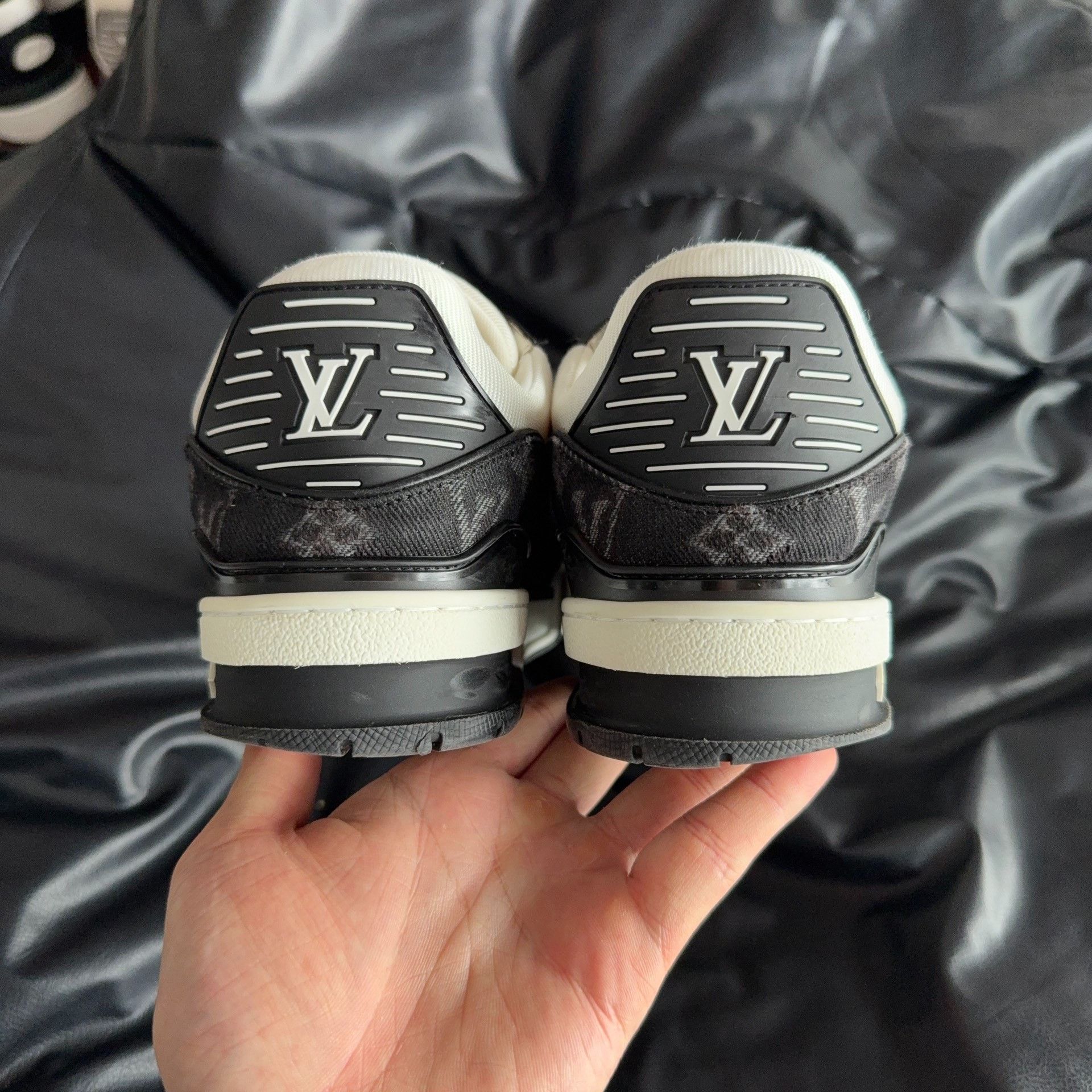Louis Vuitton Louis Vuitton Training Denim Black Lowtop Sneakers 41.5 Men Size US 9 / EU 42 - 6 Thumbnail