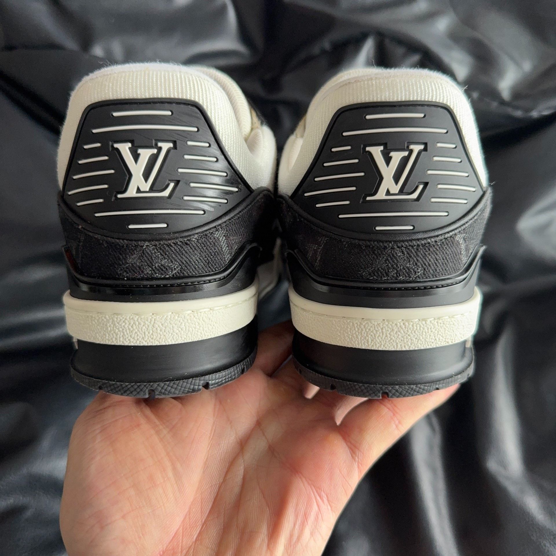 Louis Vuitton Louis Vuitton Training Denim Black Lowtop Sneakers 40 Men Size US 7.5 / EU 40-41 - 6 Thumbnail