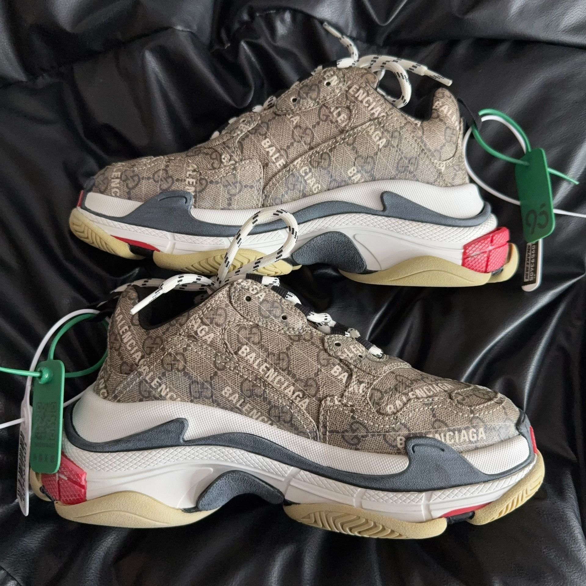 Balenciaga Balenciaga Collab Lowtop Sneakers 39 Men Size US 6.5 / EU 39-40 - 4 Thumbnail