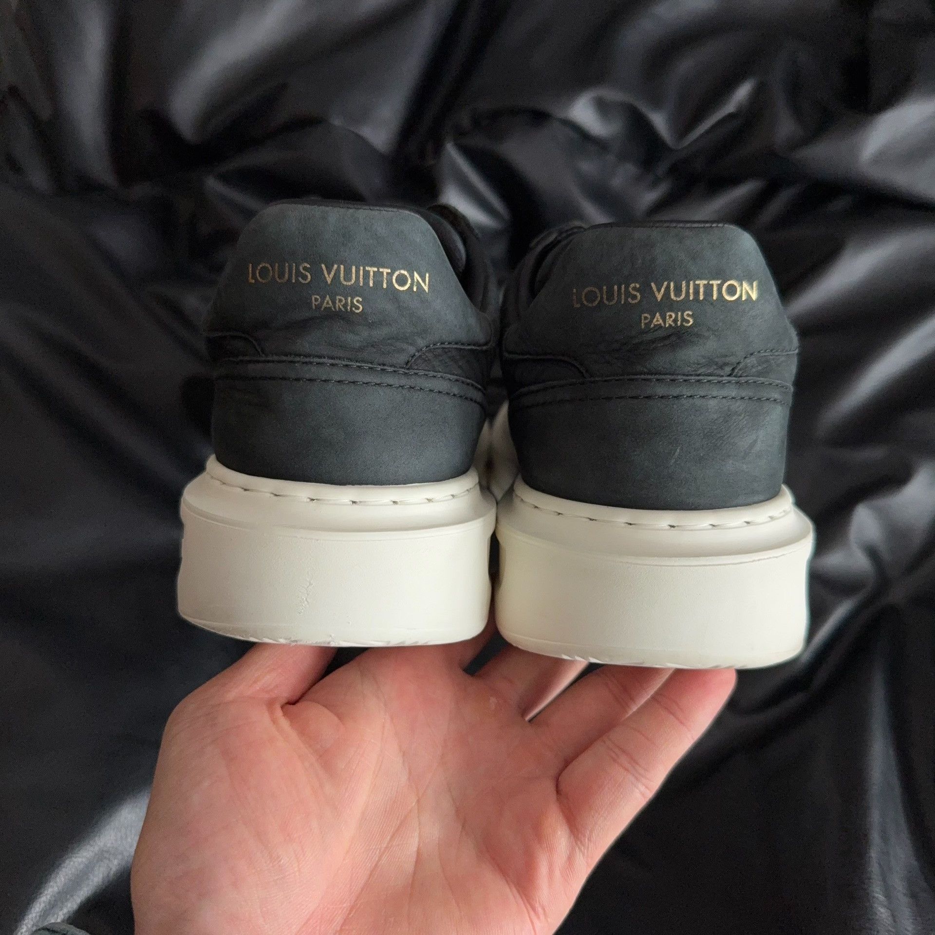 Louis Vuitton Louis Vuitton Black Lowtop Sneakers 40 Men Size US 7.5 / EU 40-41 - 5 Thumbnail