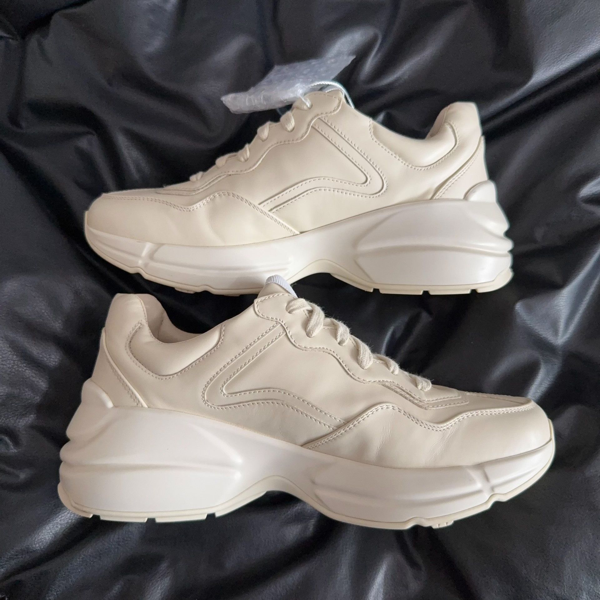 Gucci Gucci Lowtop Sneakers 37 Women Size US 6.5 / IT 36.5 - 4 Thumbnail
