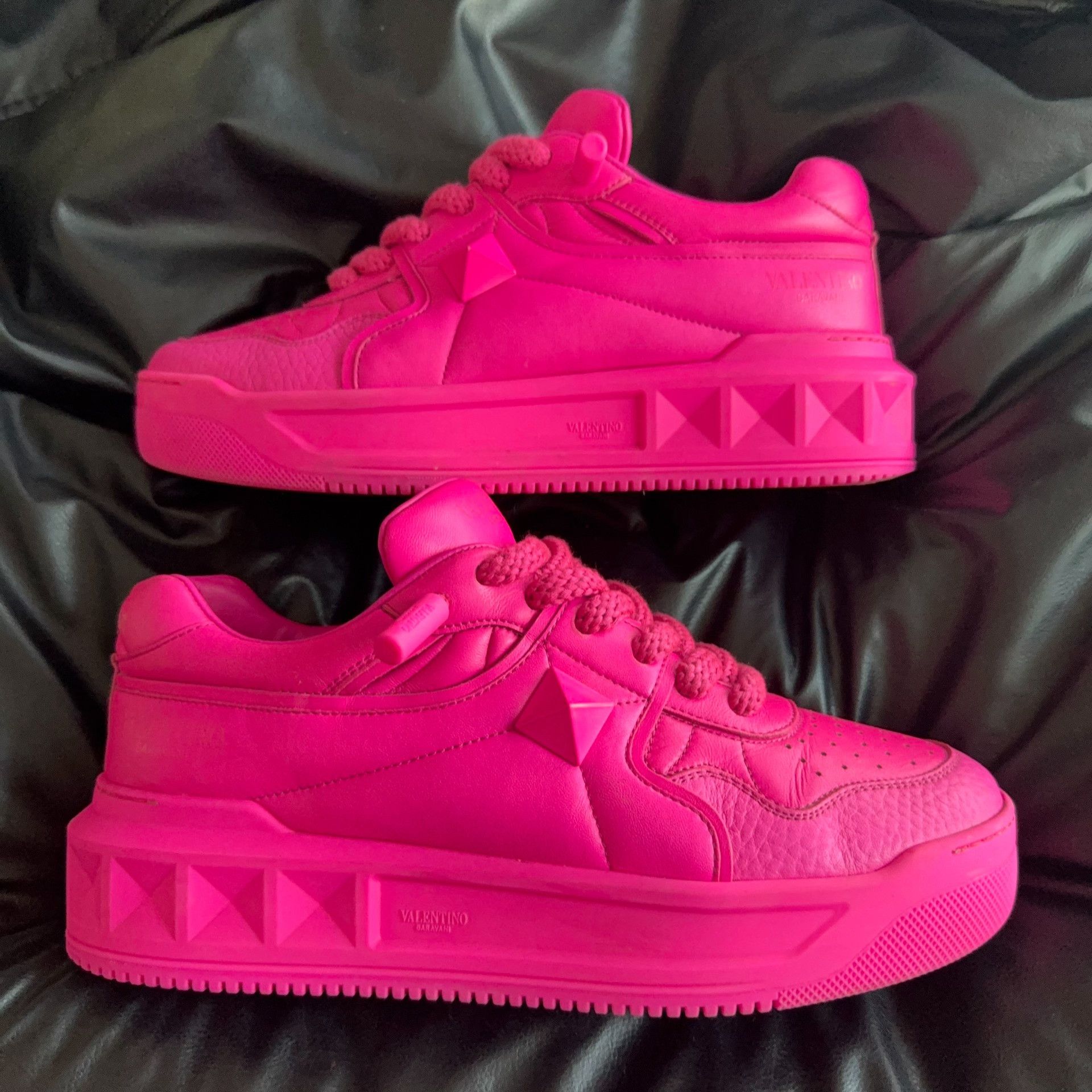 Valentino Valentino Pink Lowtop Sneakers 42.5 Men Size US 9.5 / EU 42-43 - 5 Thumbnail