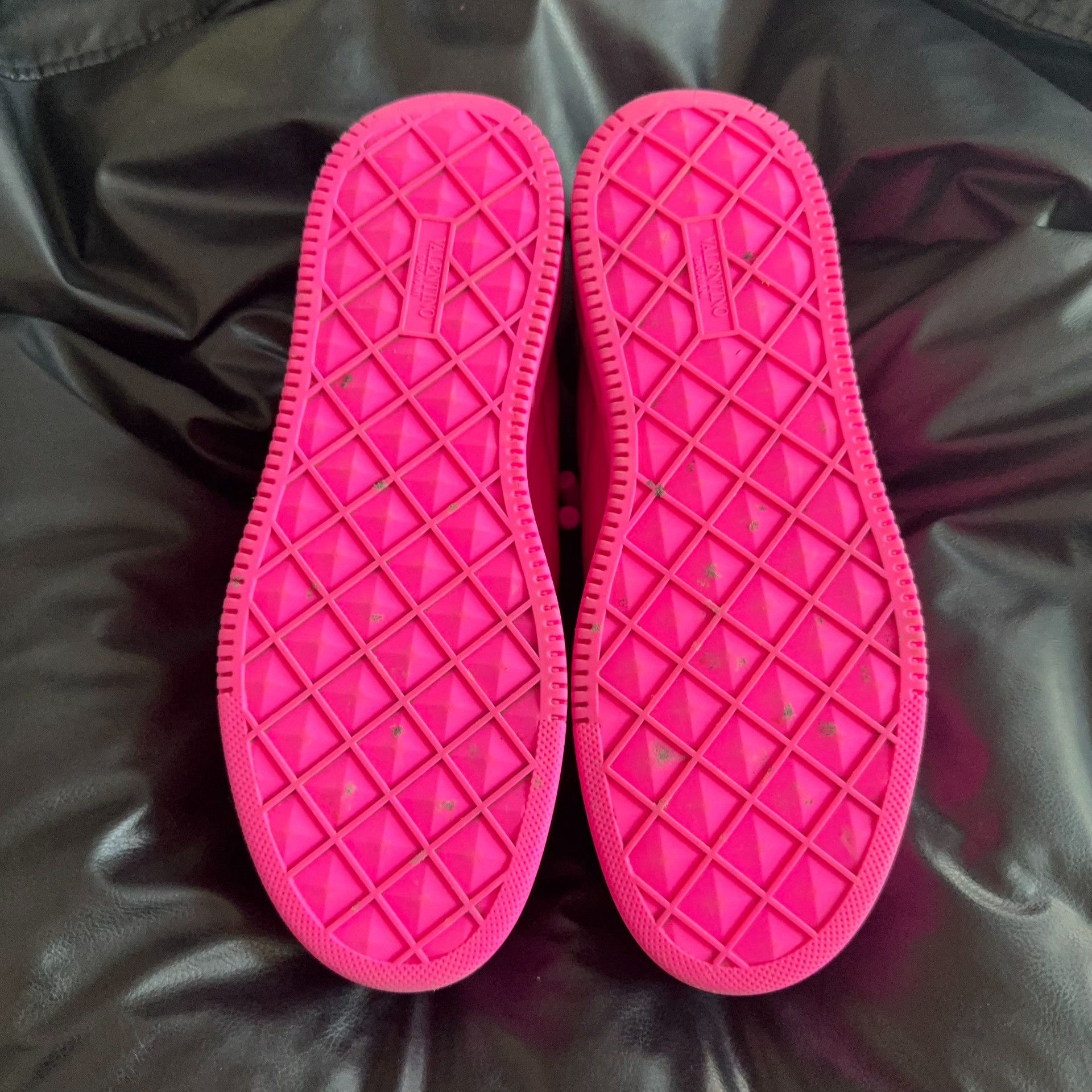 Valentino Valentino Pink Lowtop Sneakers 42.5 Men Size US 9.5 / EU 42-43 - 4 Thumbnail